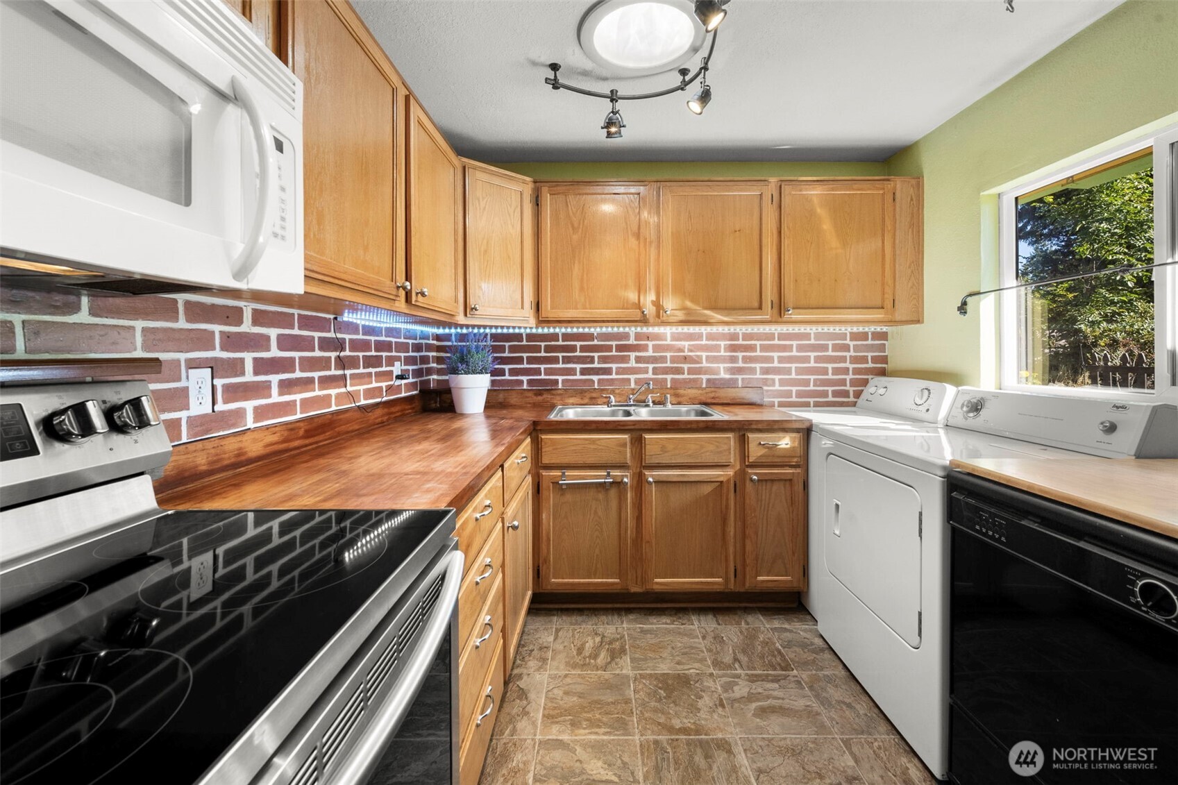 4112 222nd Street SW