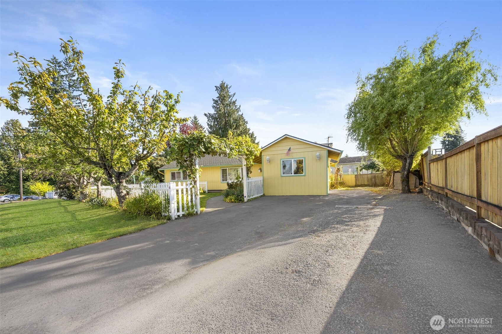 4112 222nd Street SW