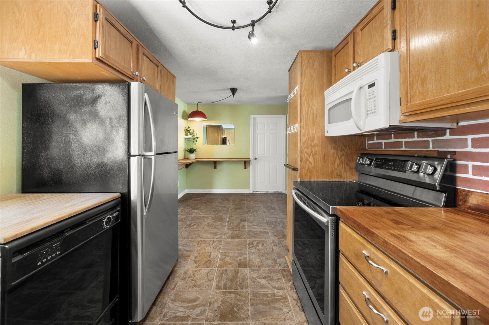 4112 222nd Street SW