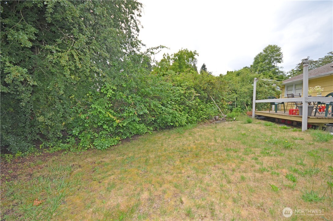 13053 Roosevelt Way NE