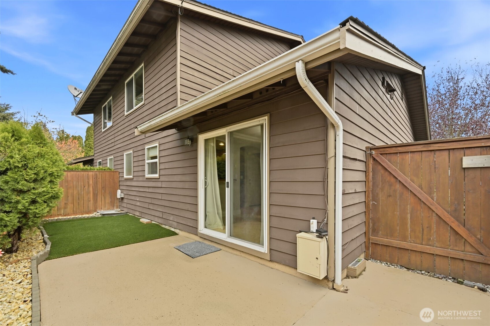 1721 Madison Street Unit: F