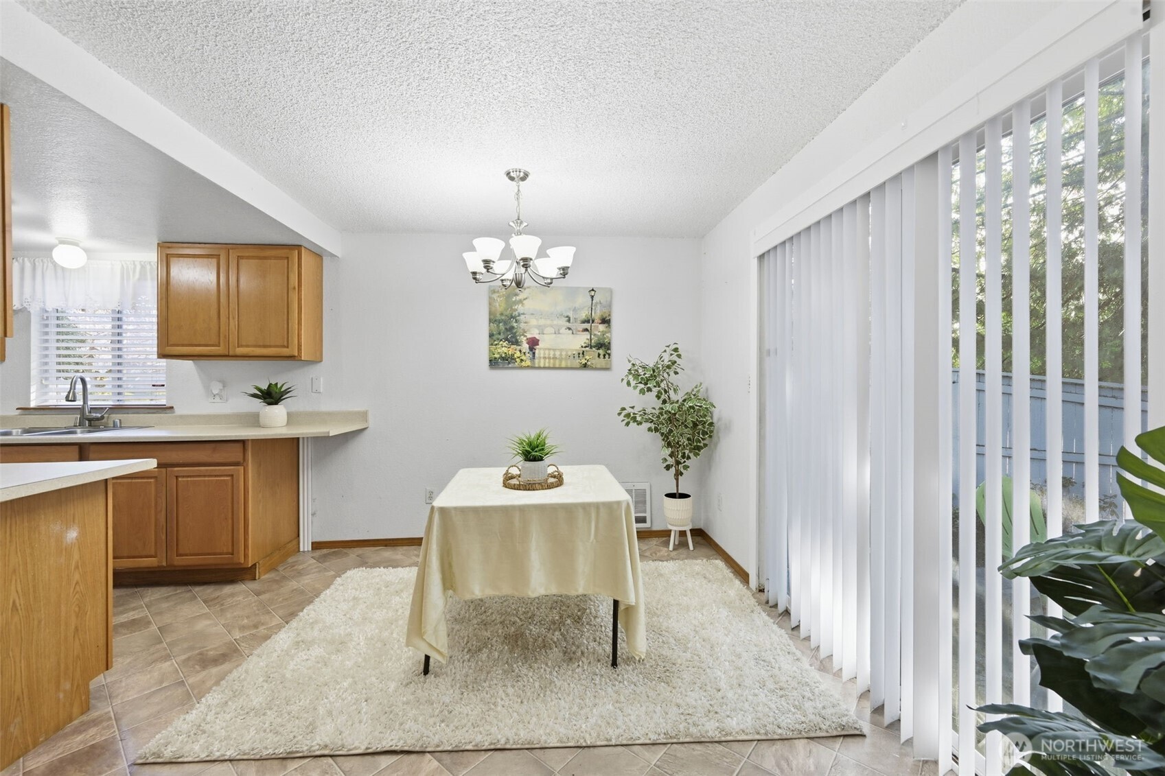 9105 1st Pl NE Unit: 1