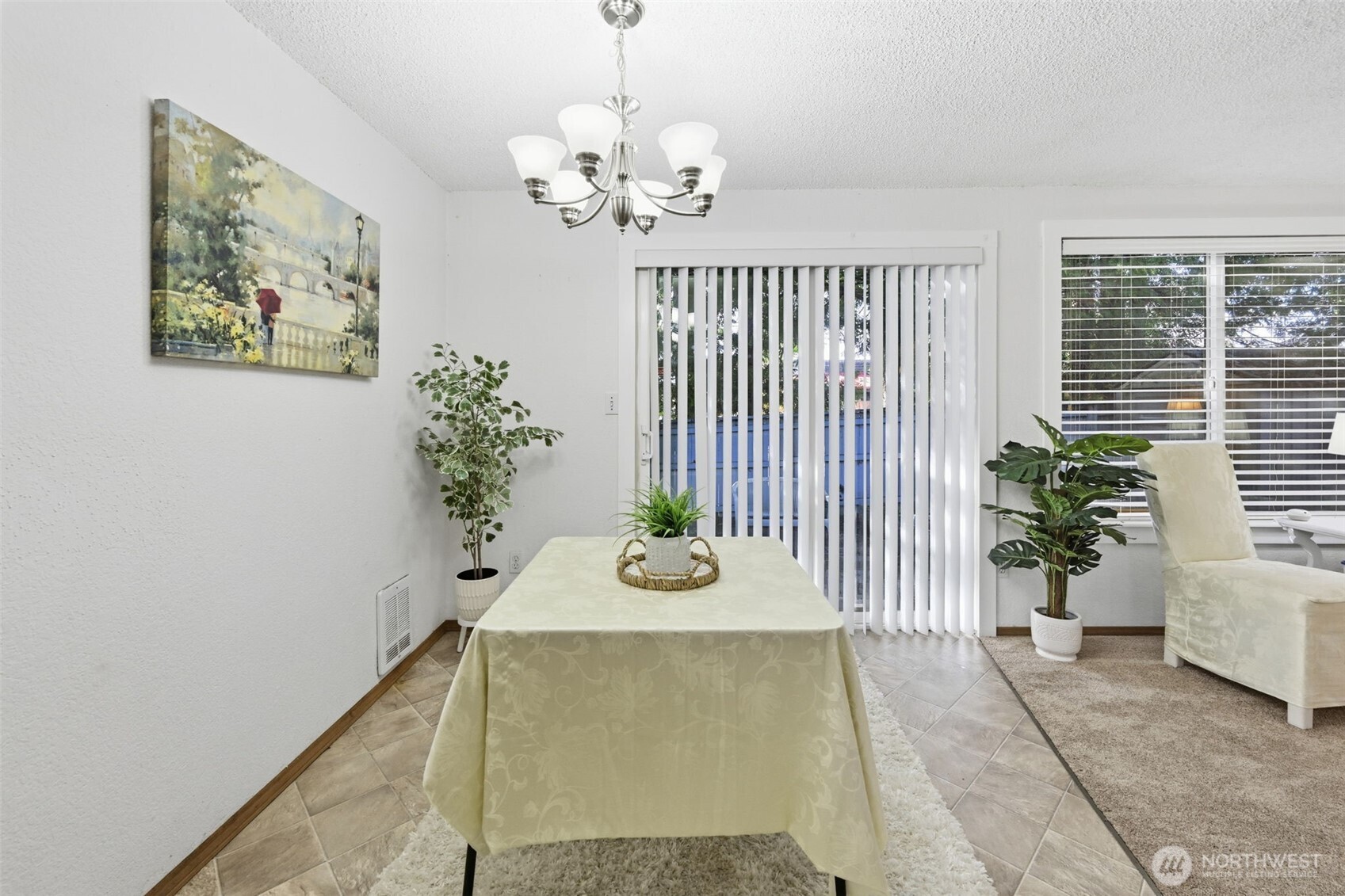 9105 1st Pl NE Unit: 1