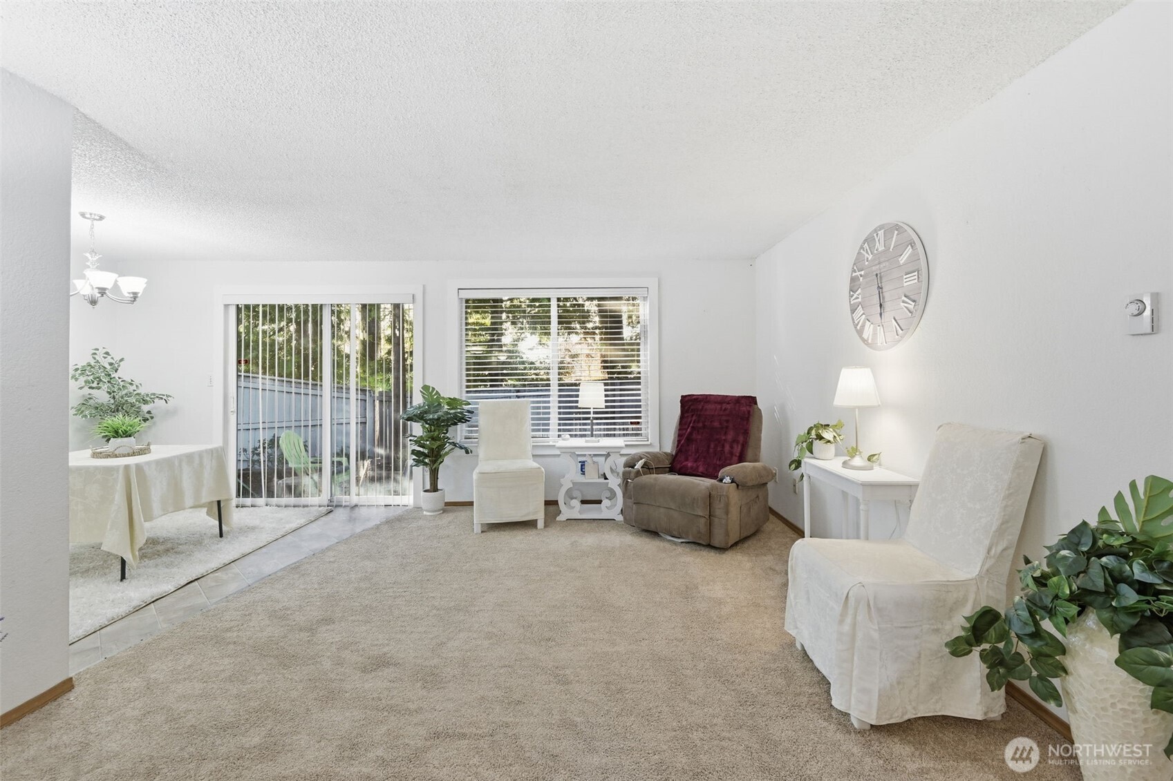 9105 1st Pl NE Unit: 1