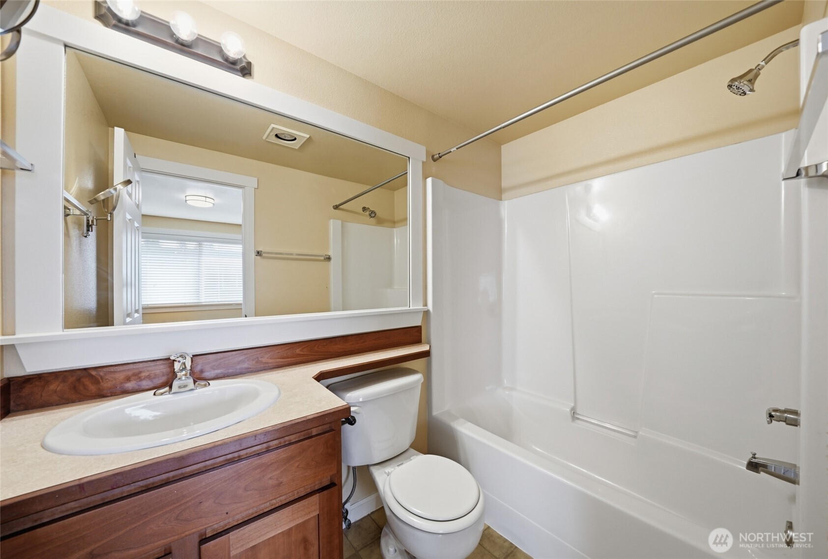 1721 Madison Street Unit: B