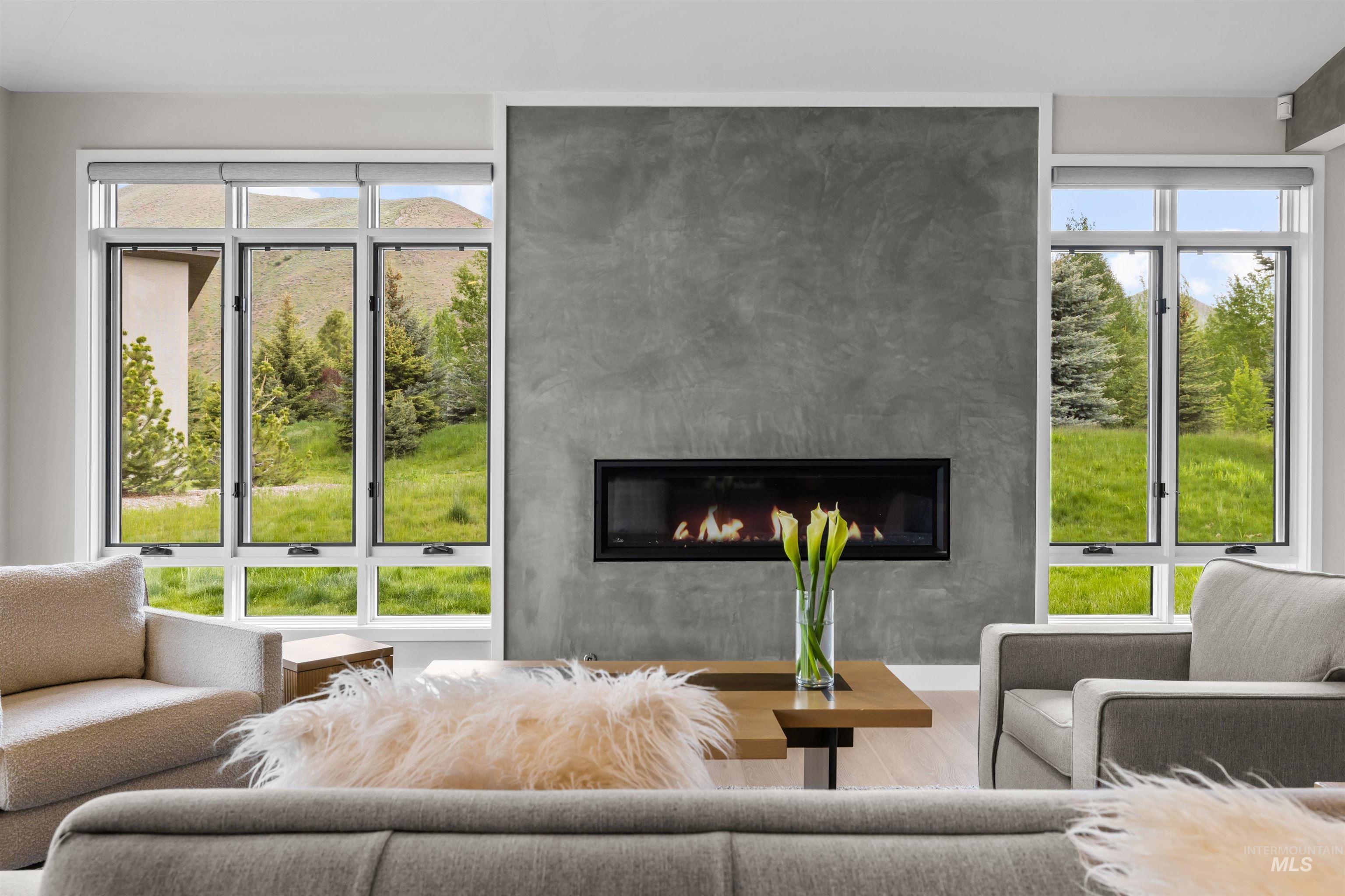 28 Streamside Drive