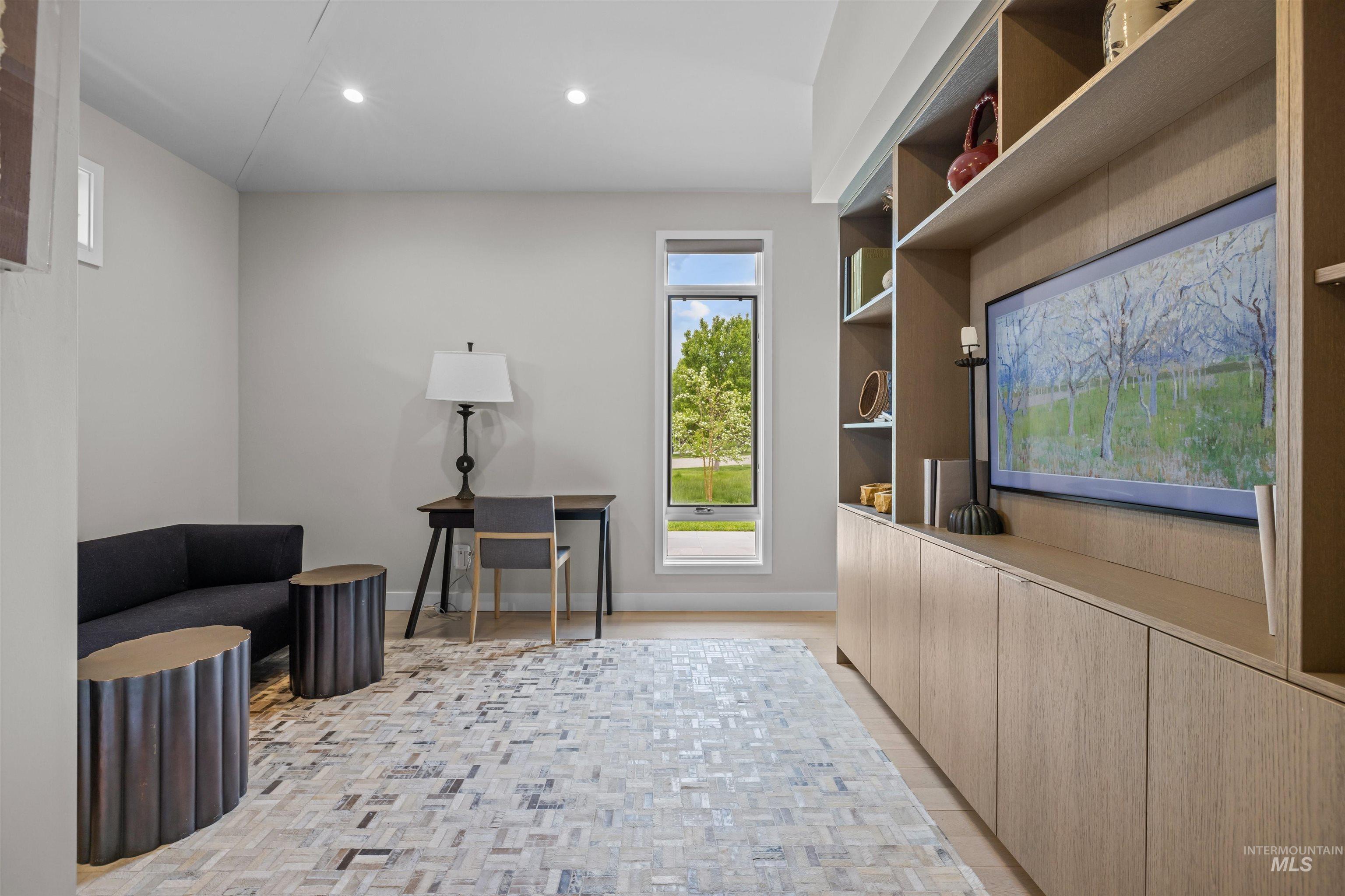28 Streamside Drive
