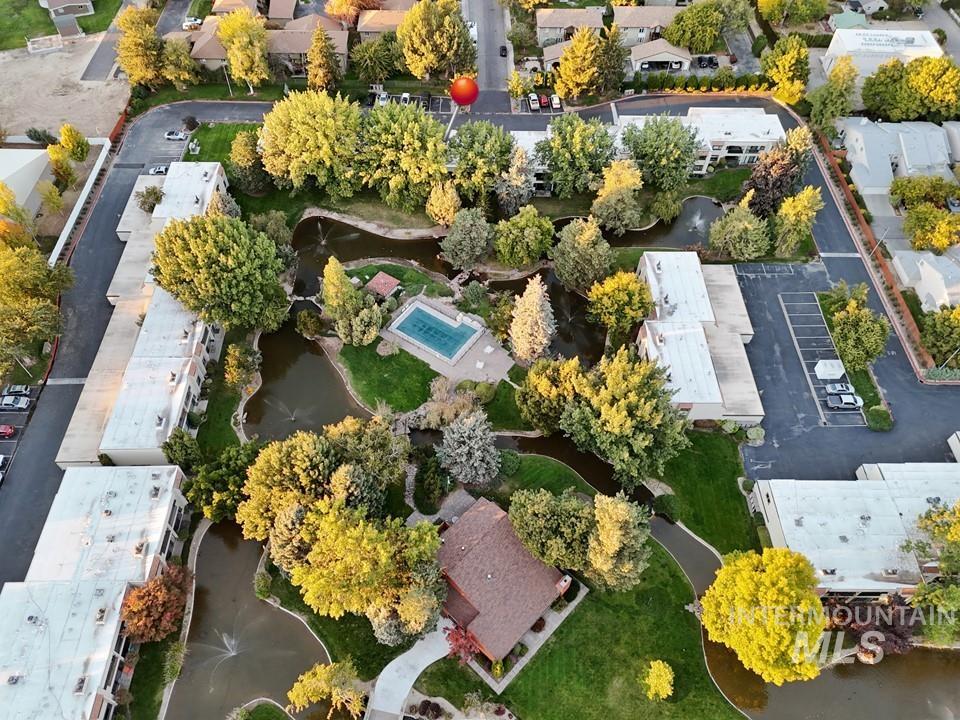 1253 N Camelot Drive