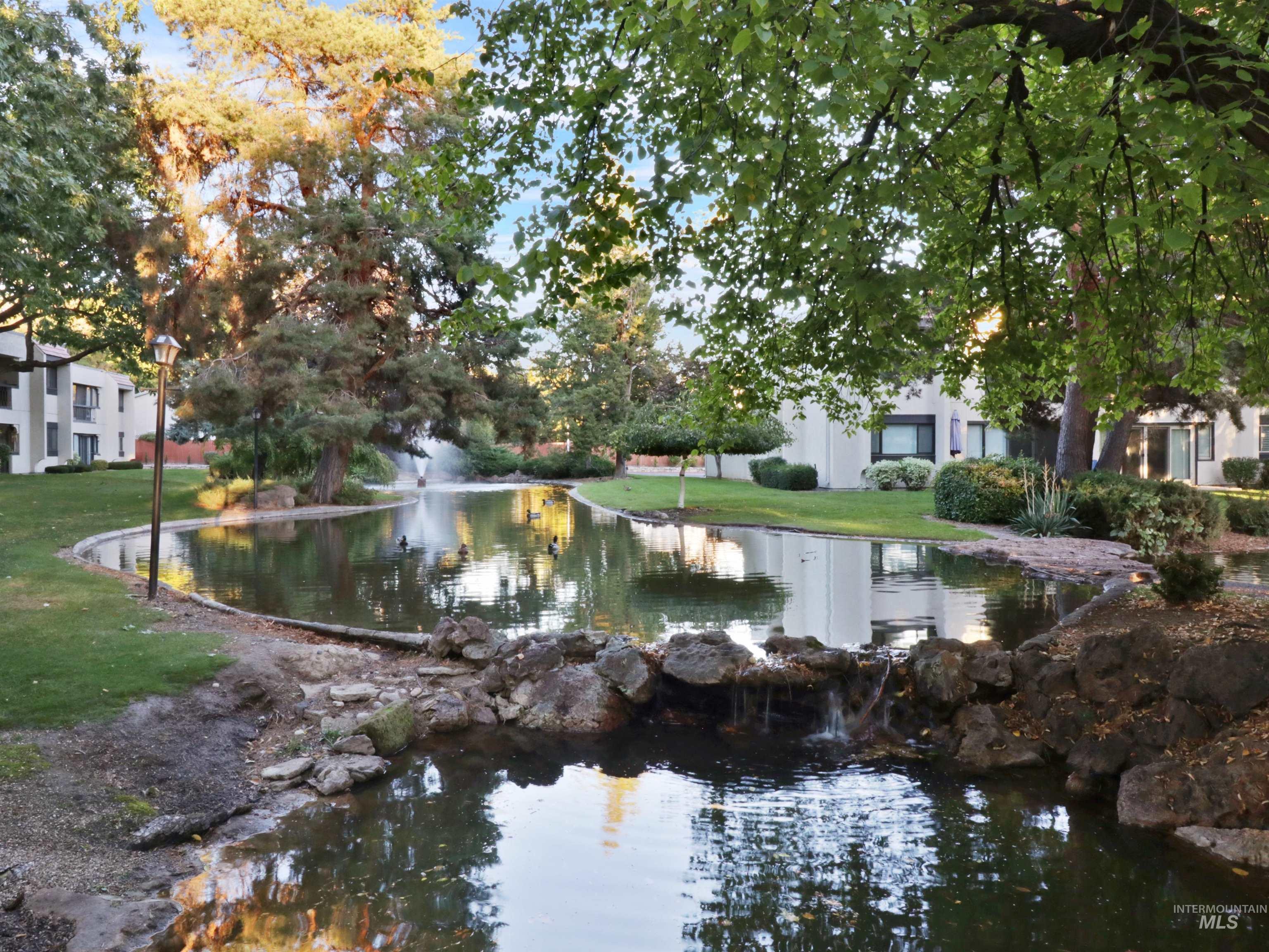 1253 N Camelot Drive