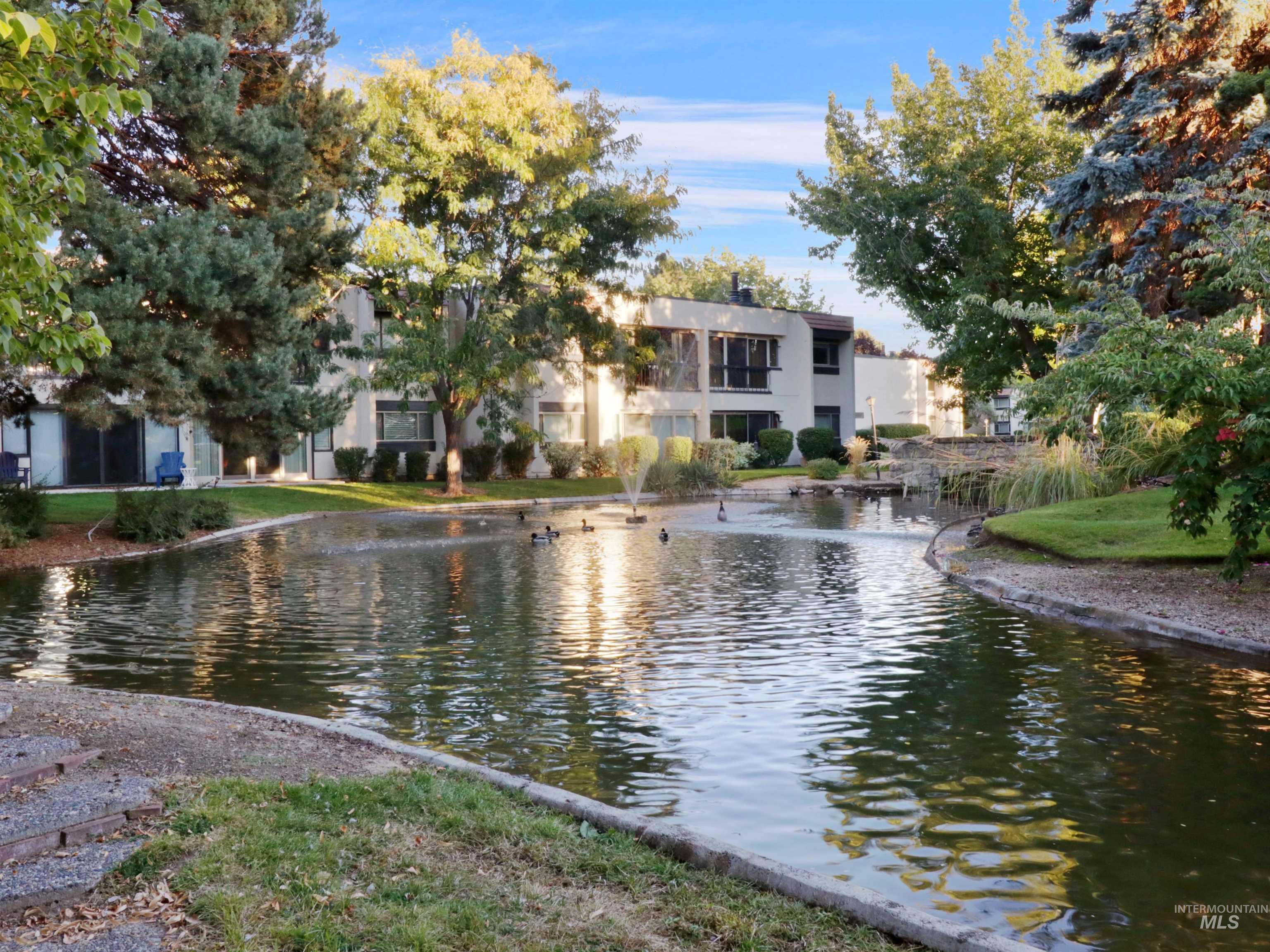 1253 N Camelot Drive
