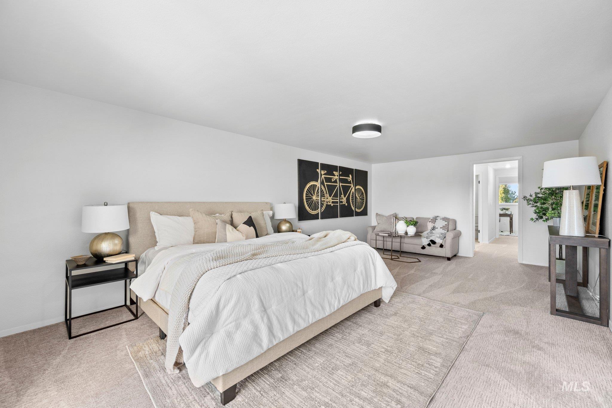 7233 W Cascade