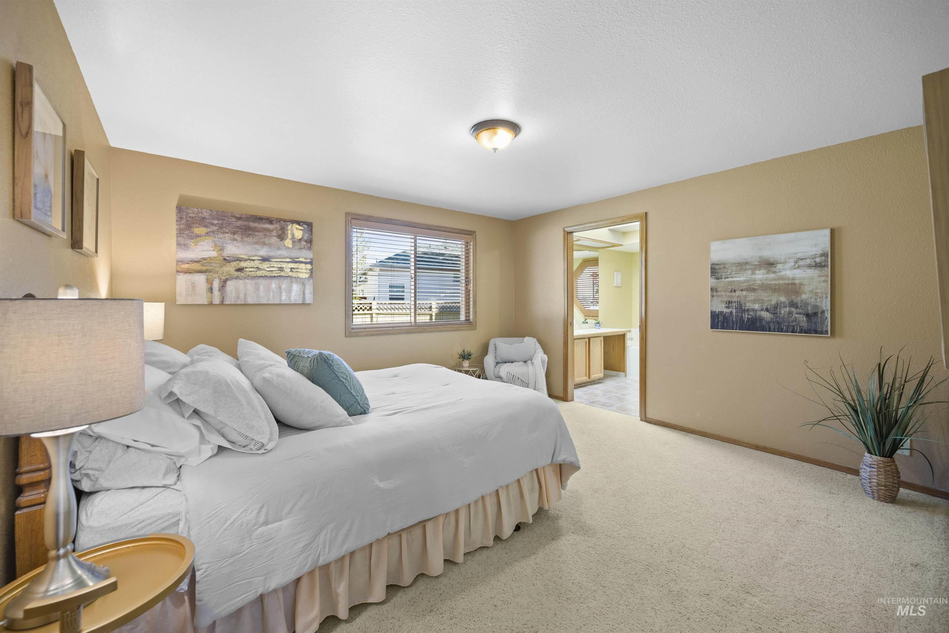 5033 N Lakes Edge Pl