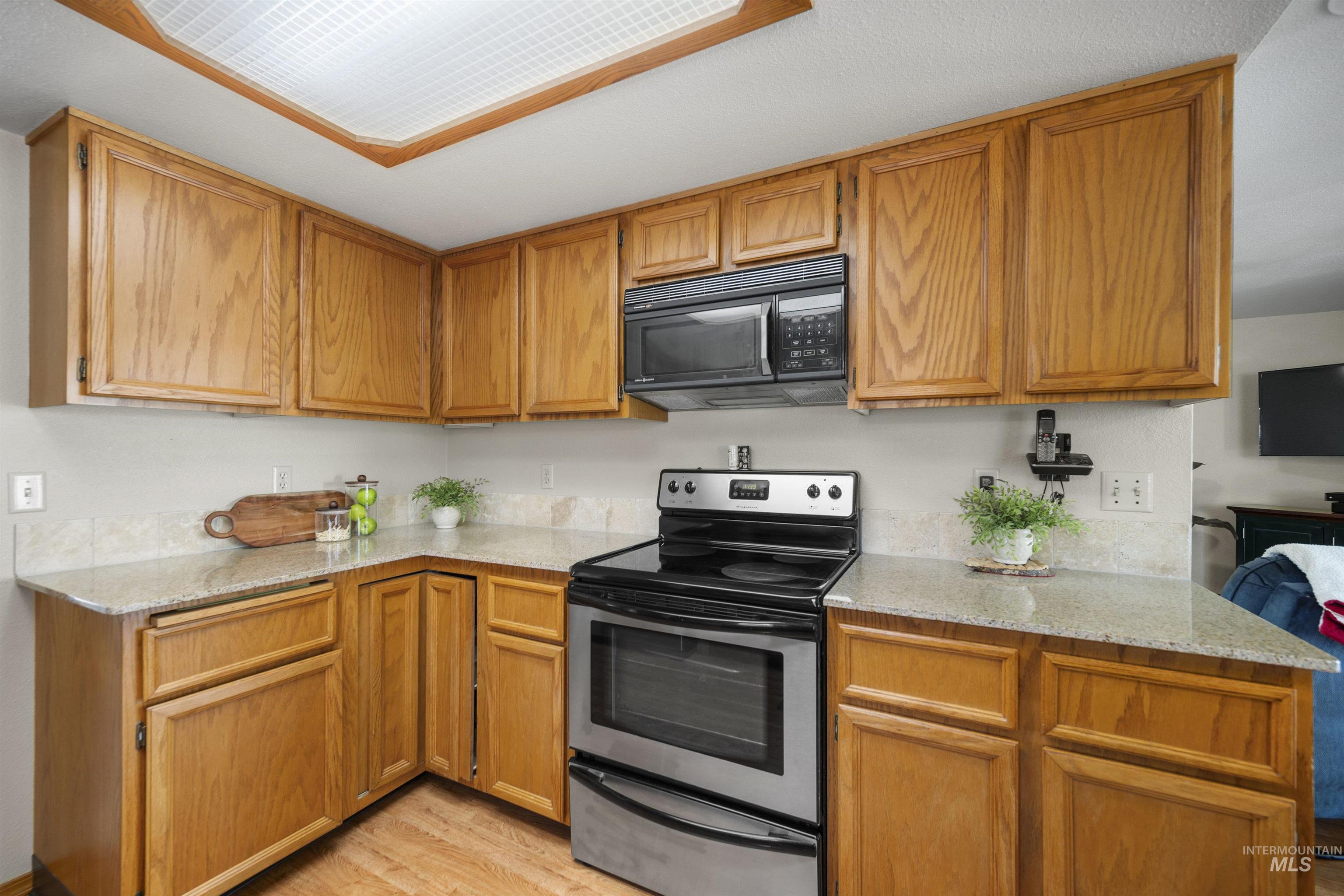 5033 N Lakes Edge Pl