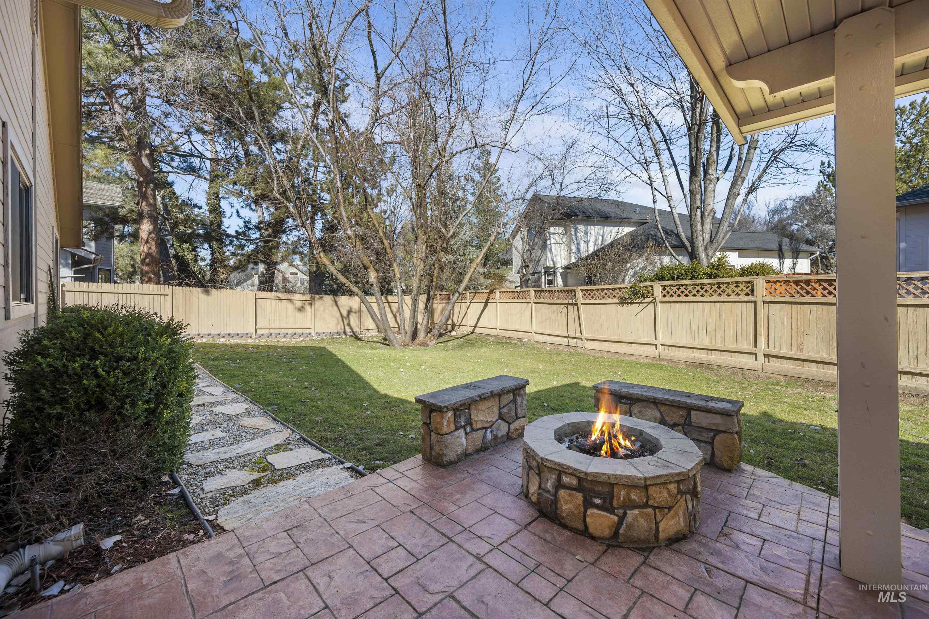 5033 N Lakes Edge Pl