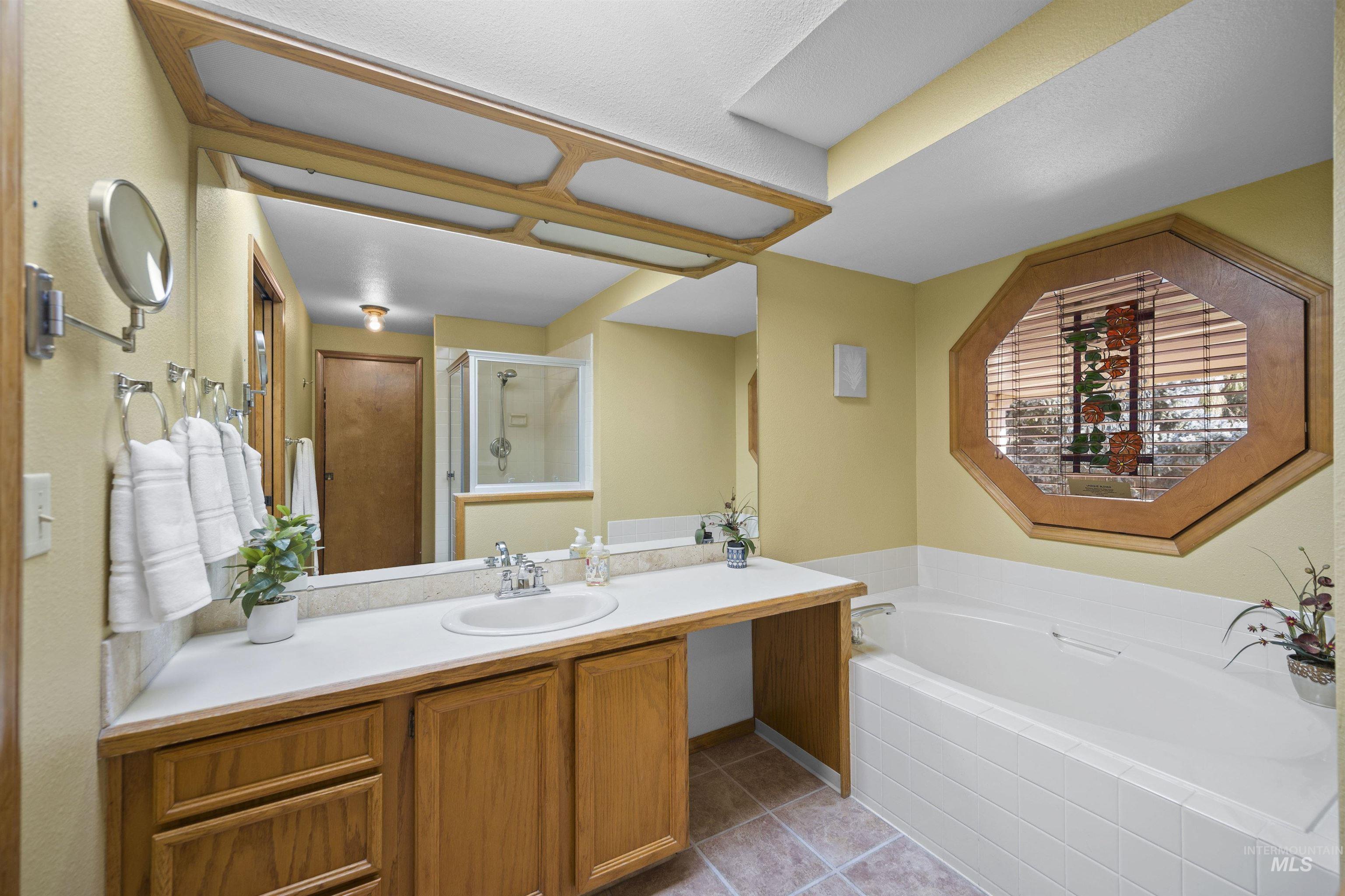 5033 N Lakes Edge Pl