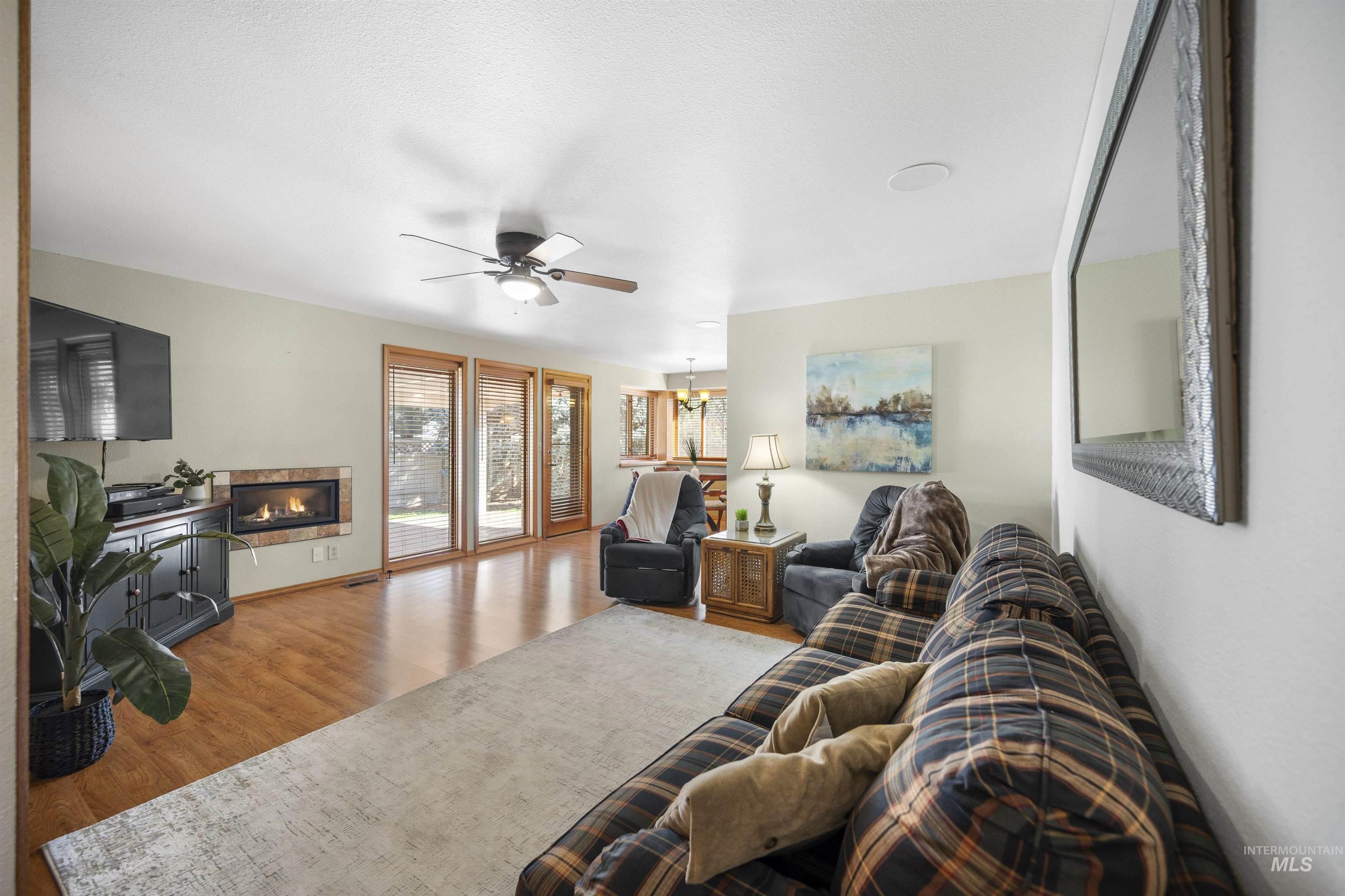 5033 N Lakes Edge Pl
