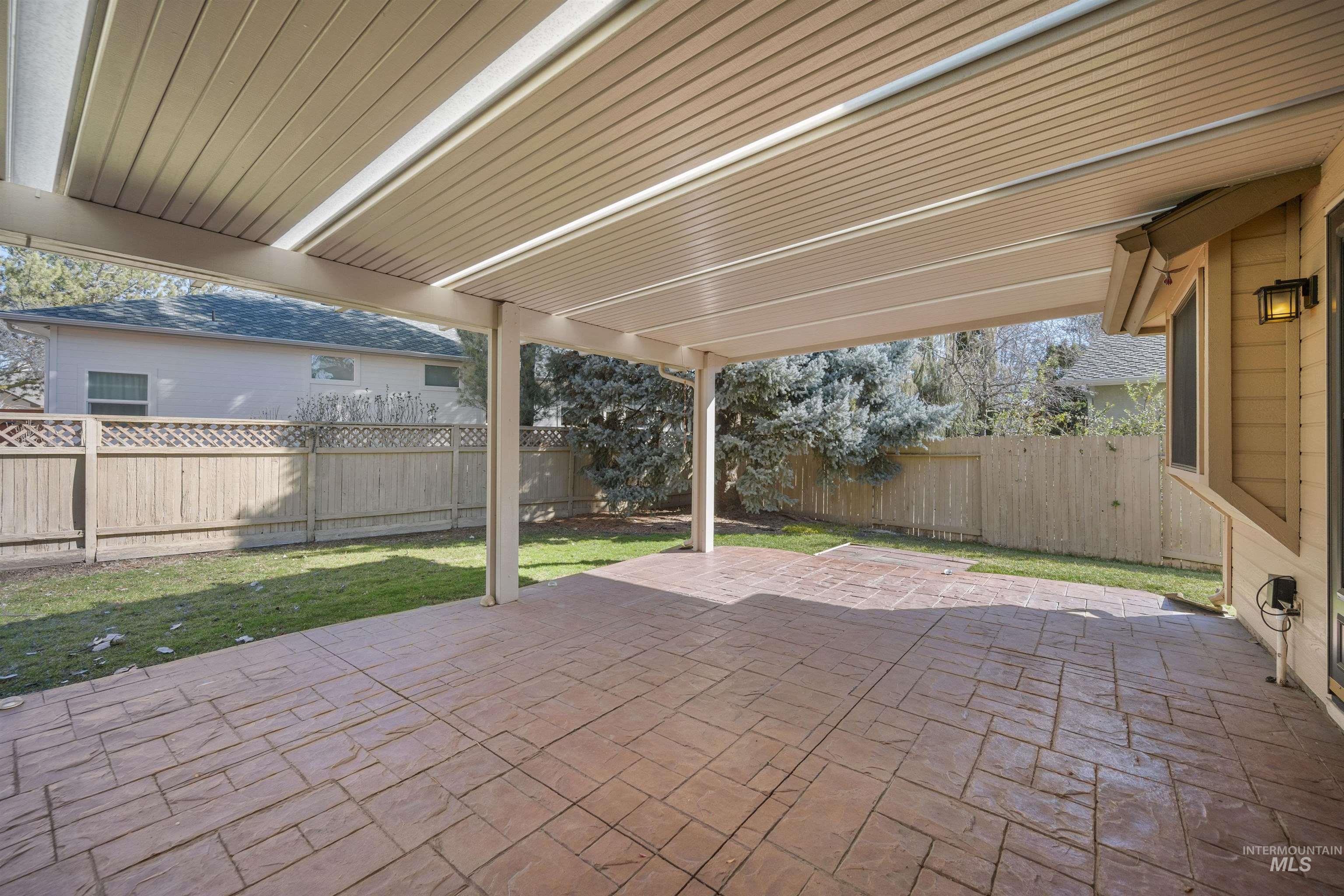 5033 N Lakes Edge Pl
