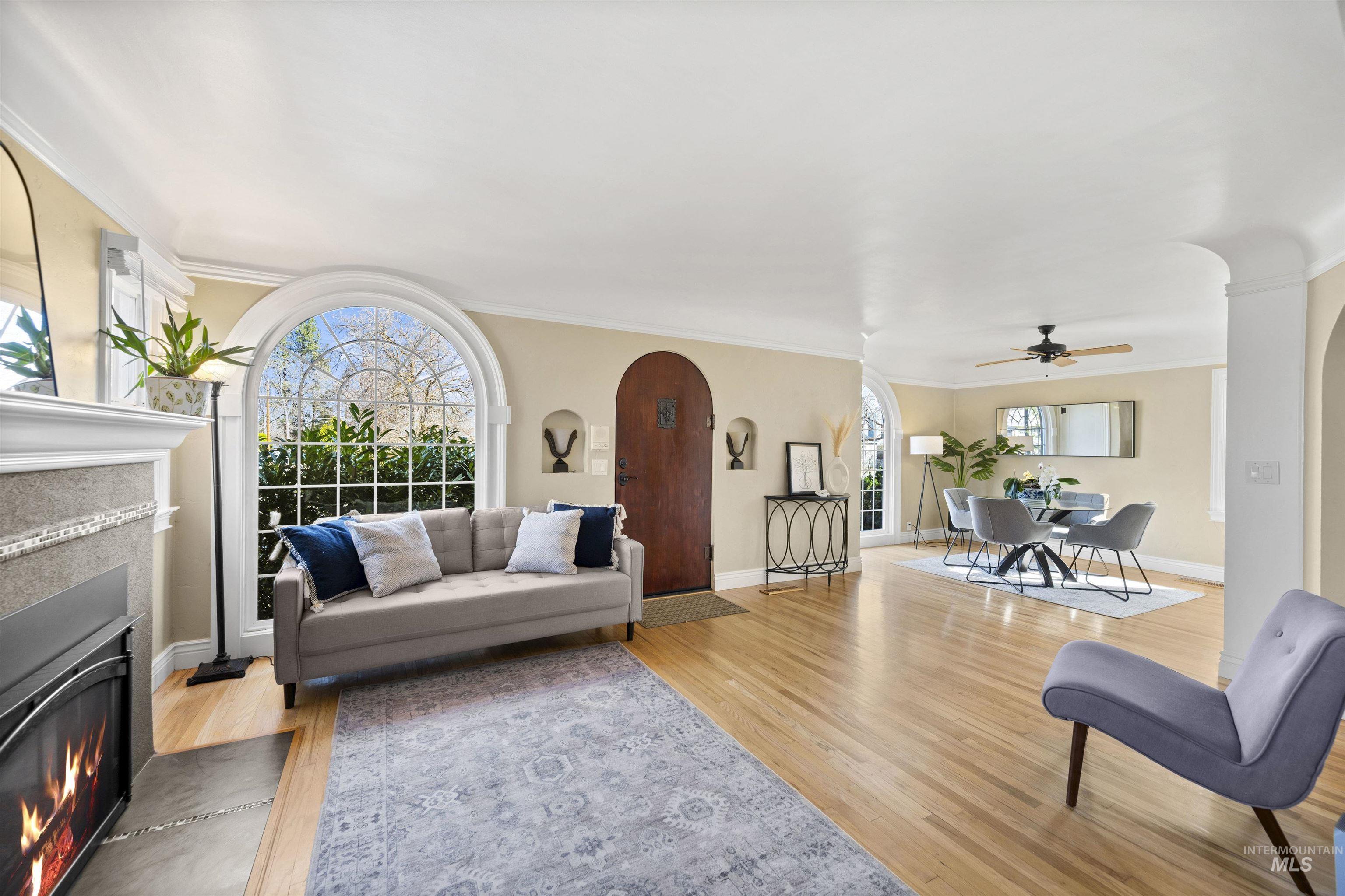 2307 W Kootenai