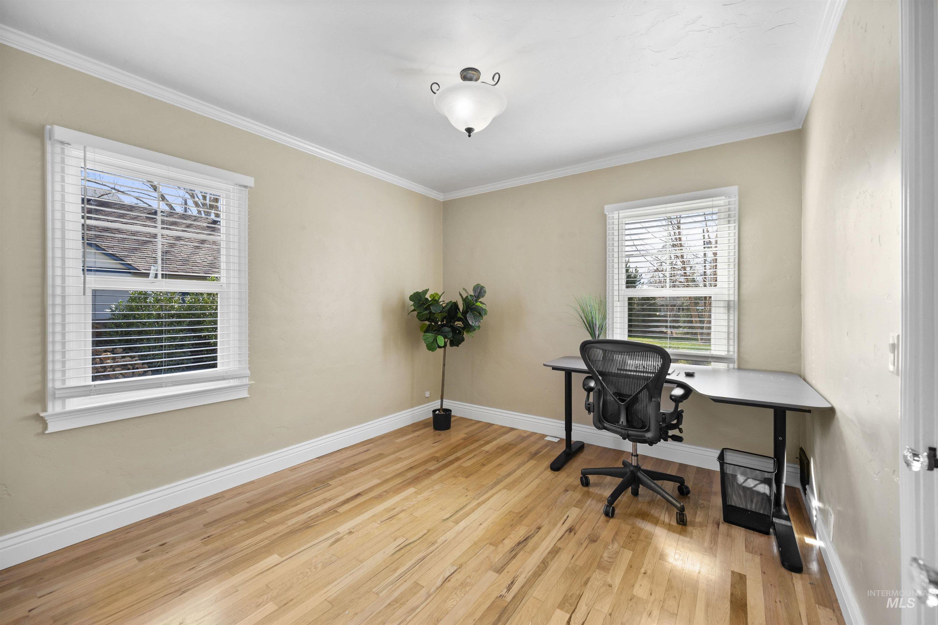 2307 W Kootenai