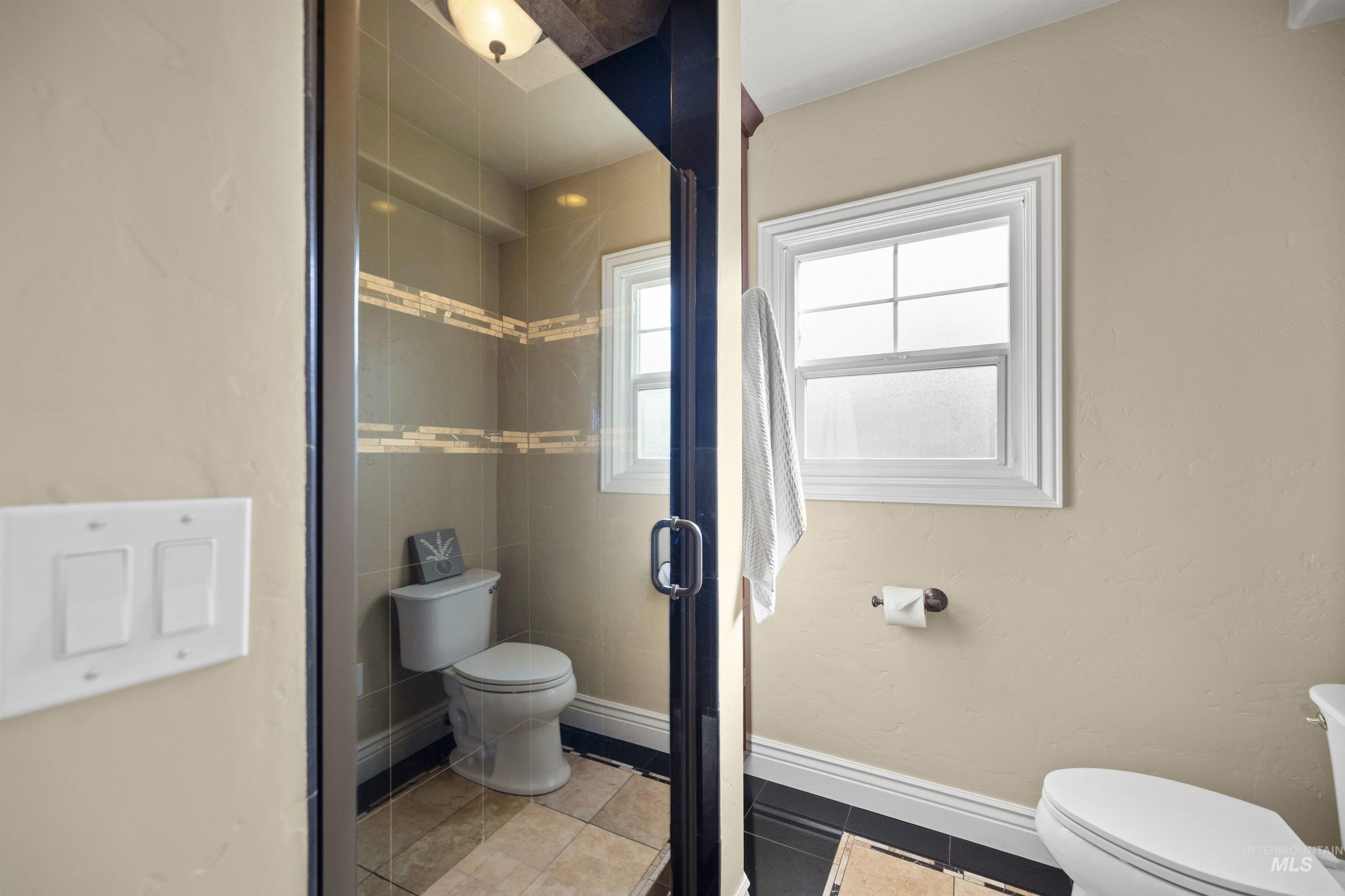 2307 W Kootenai