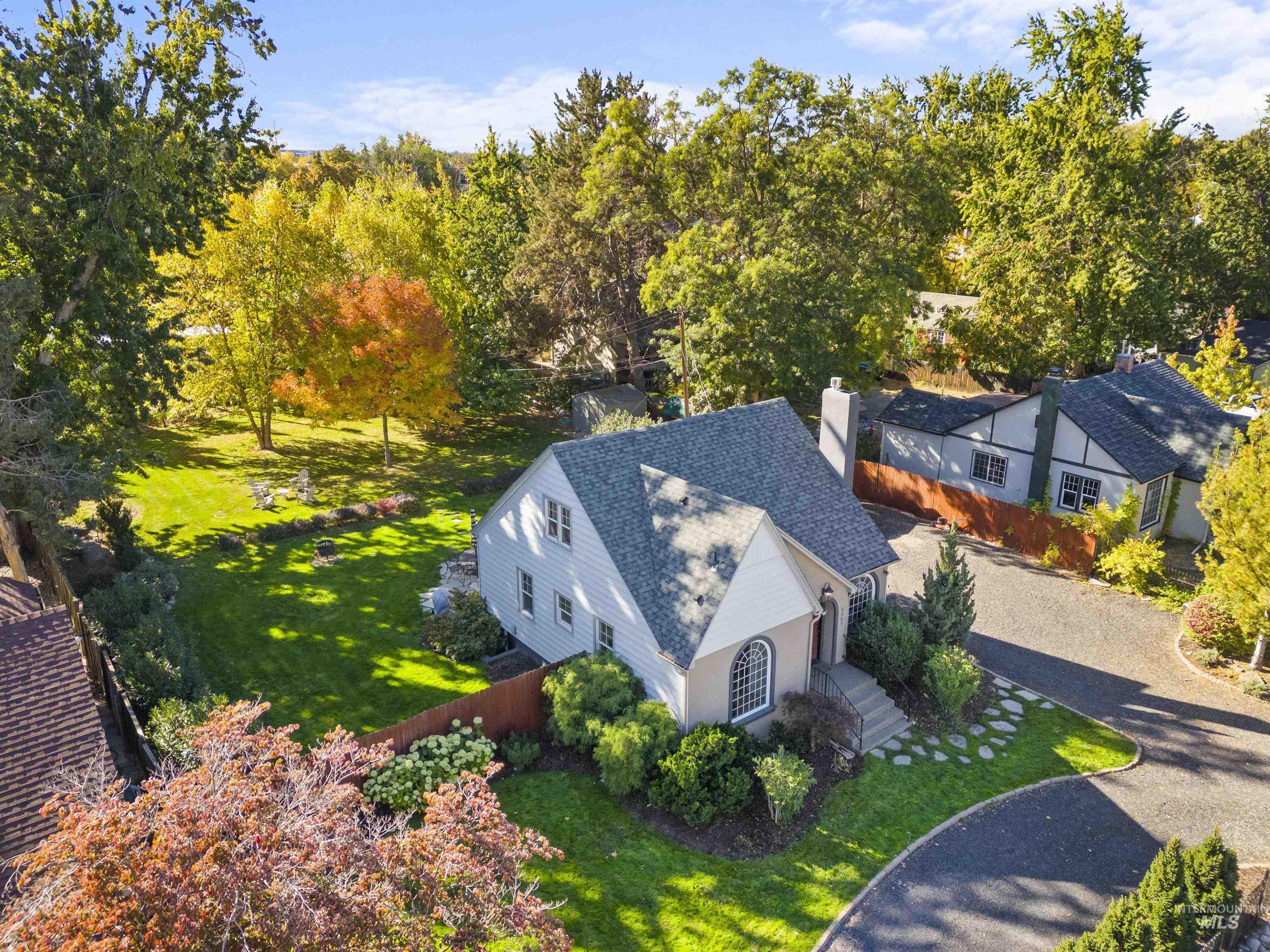 2307 W Kootenai