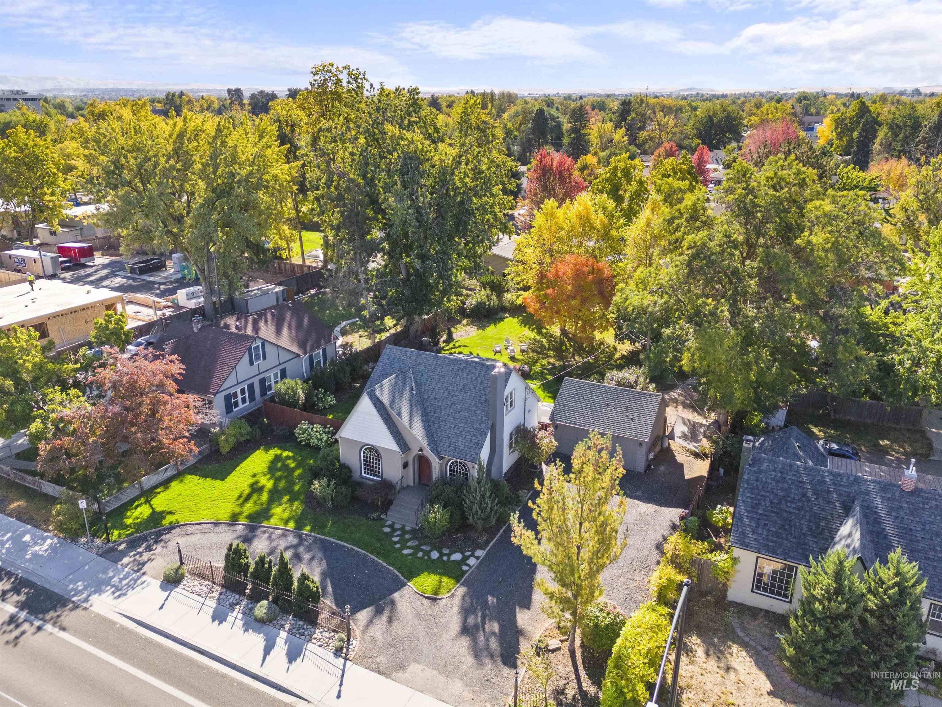 2307 W Kootenai