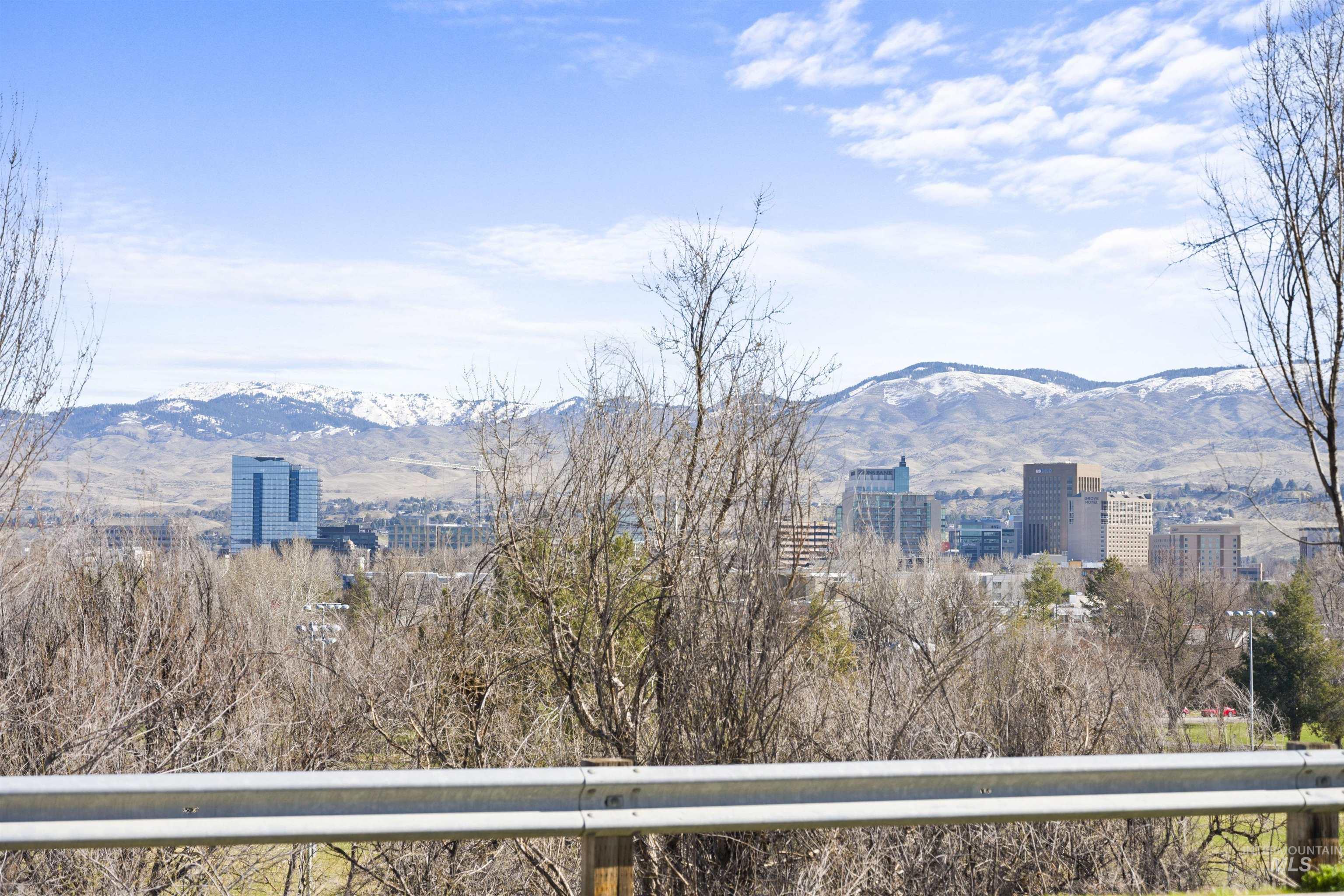 3005 Crescent Rim Dr. Unit: 101