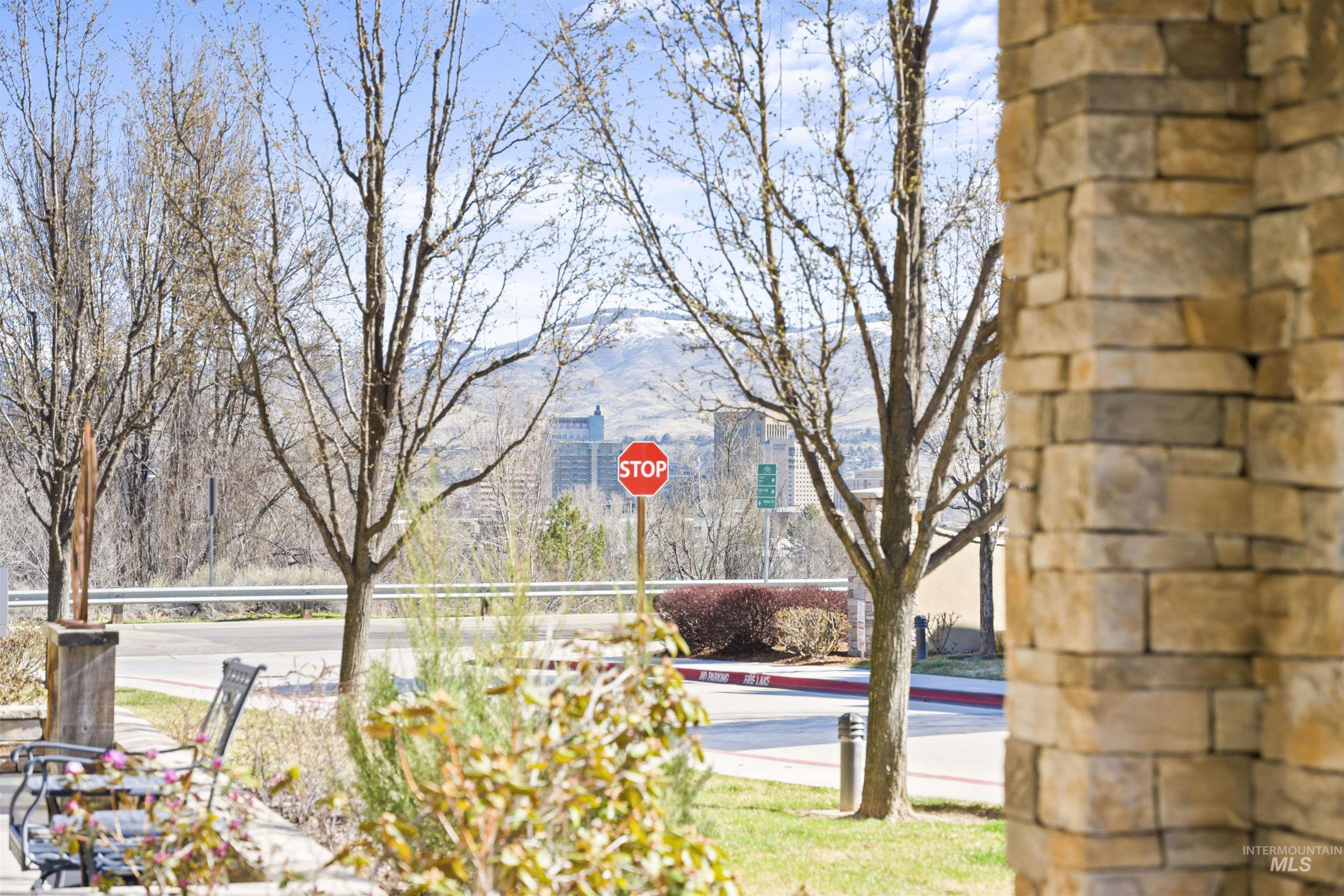 3005 Crescent Rim Dr. Unit: 101