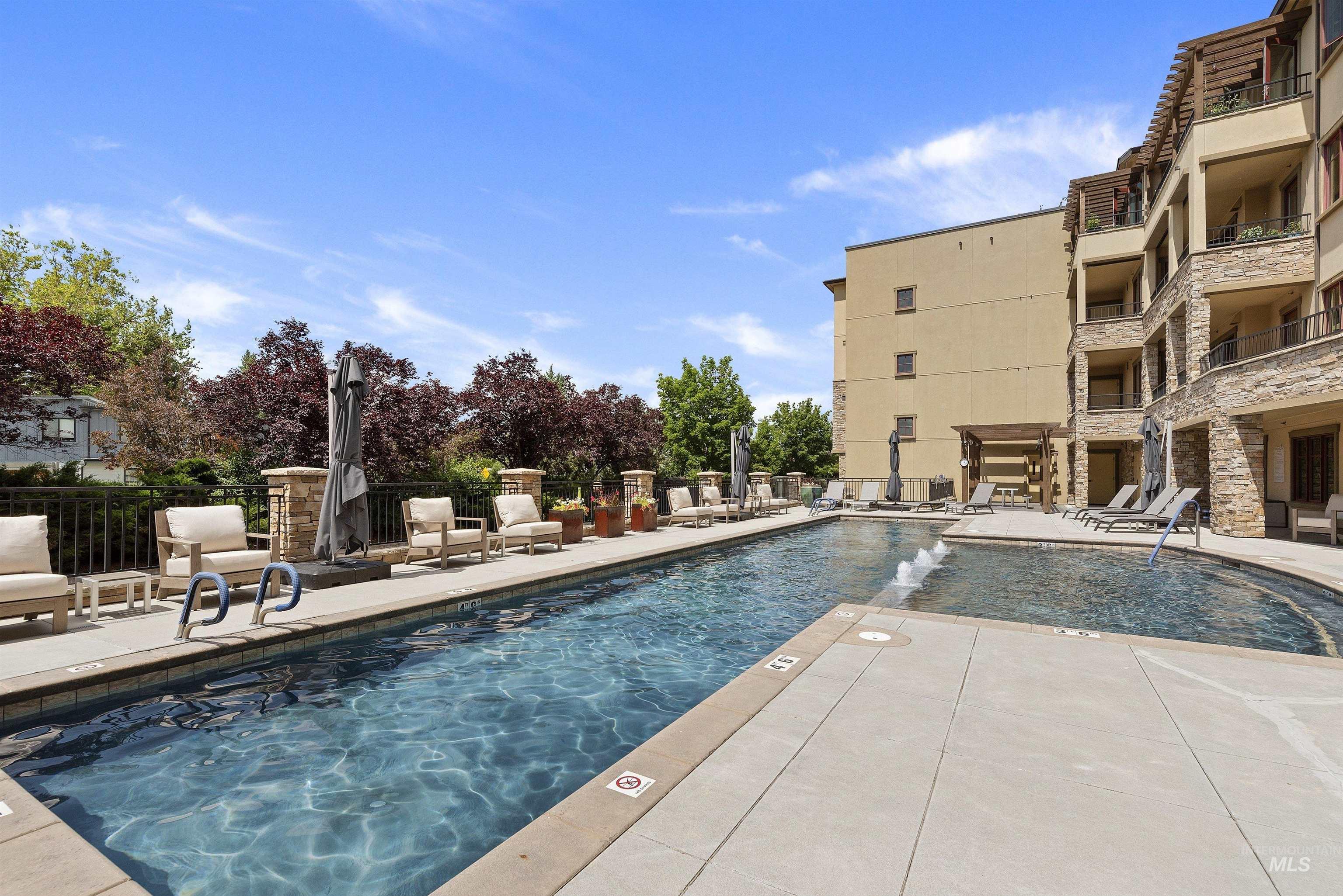 3005 Crescent Rim Dr. Unit: 101