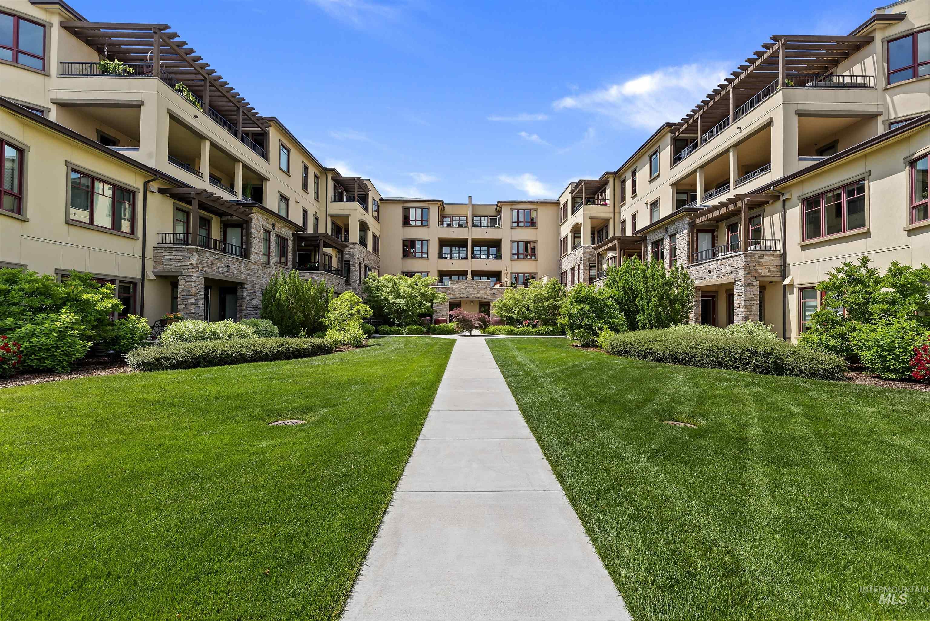 3005 Crescent Rim Dr. Unit: 101