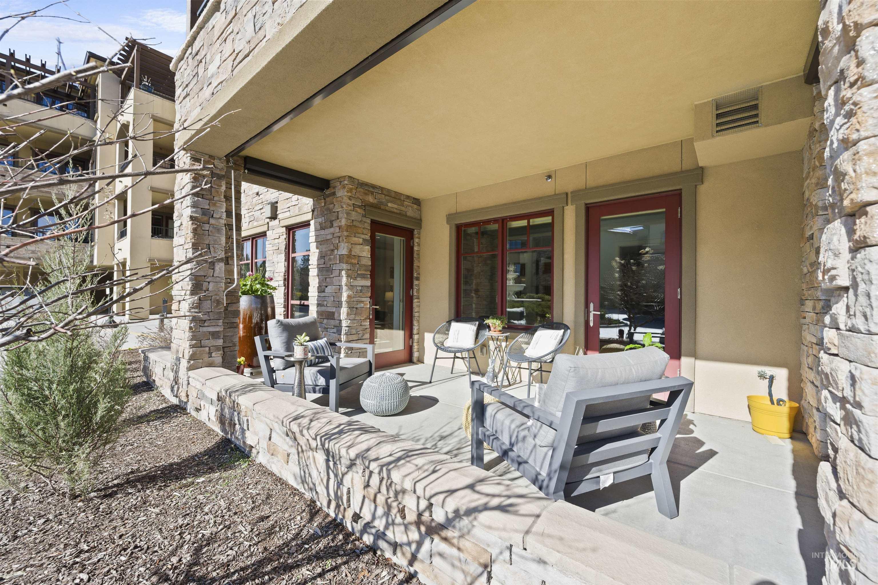 3005 Crescent Rim Dr. Unit: 101