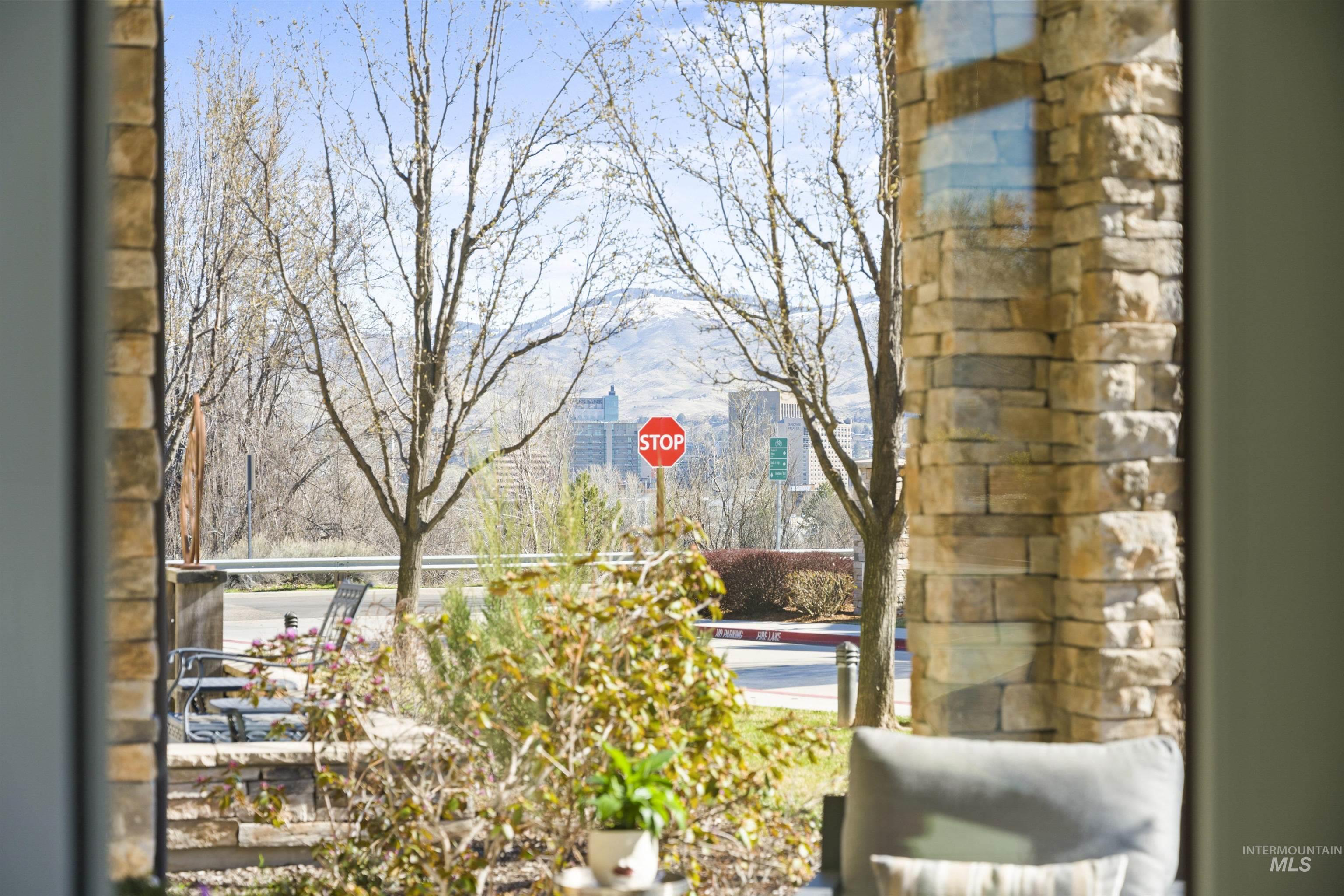 3005 Crescent Rim Dr. Unit: 101