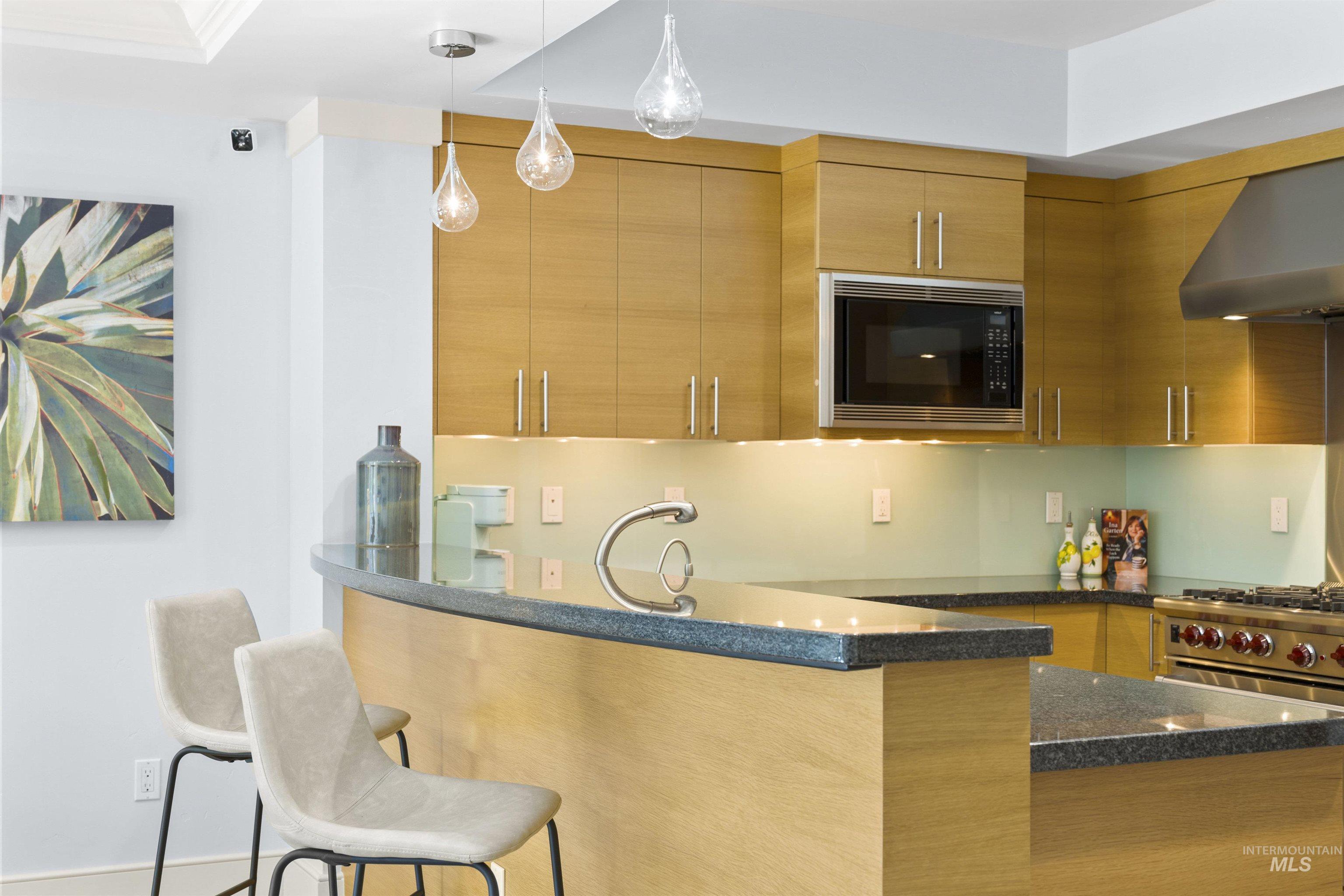 3005 Crescent Rim Dr. Unit: 101