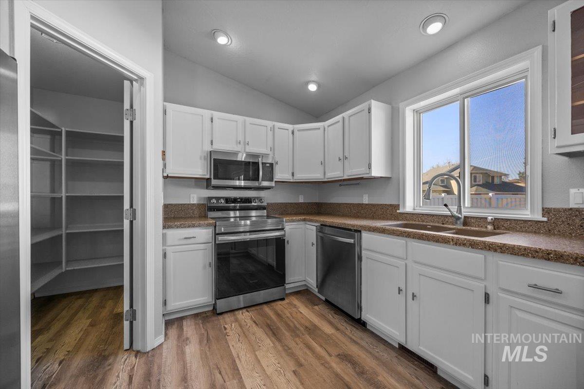 2346 W Rainfall St.