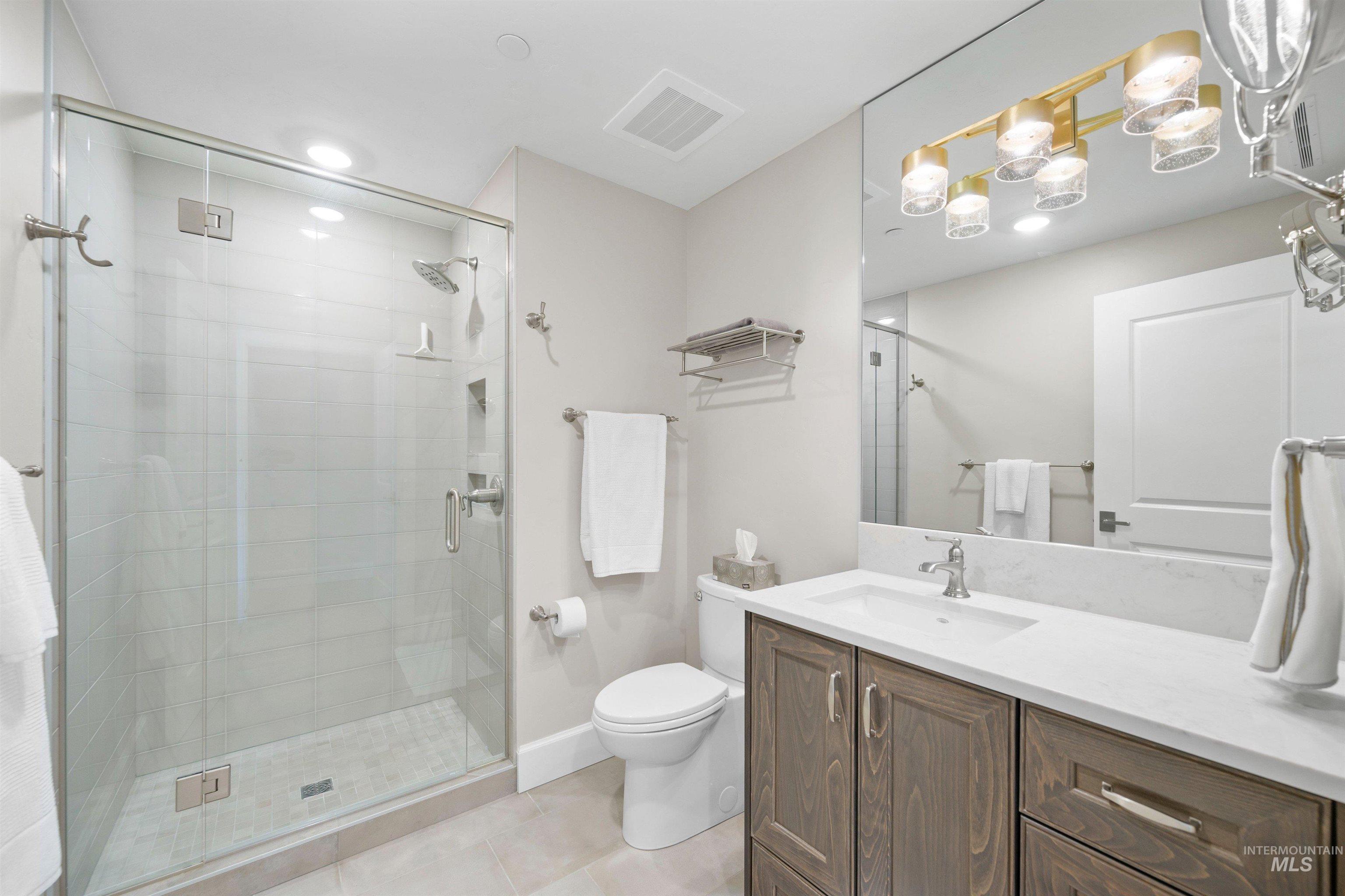 3075 W Crescent Rim Drive Unit: 303