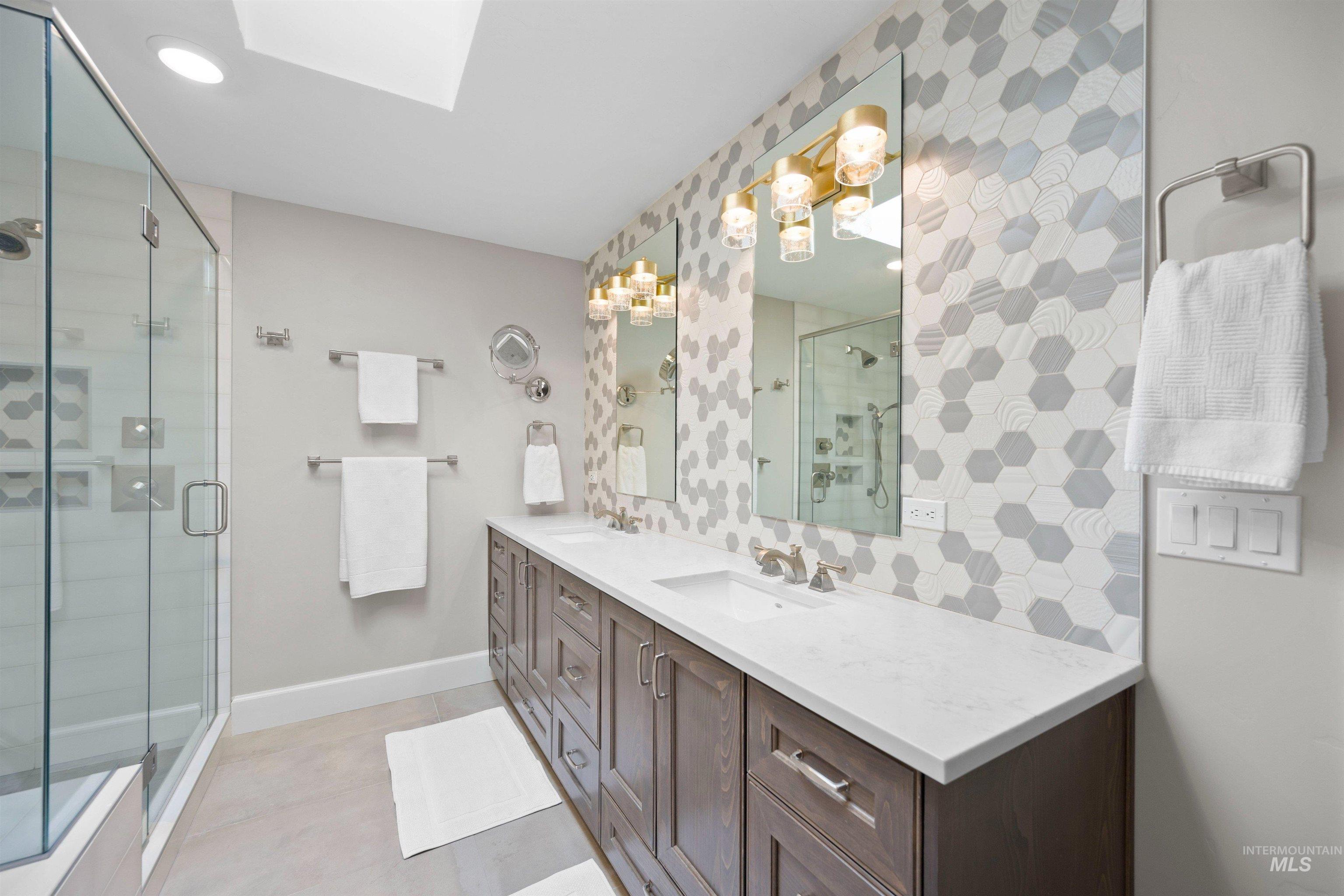 3075 W Crescent Rim Drive Unit: 303