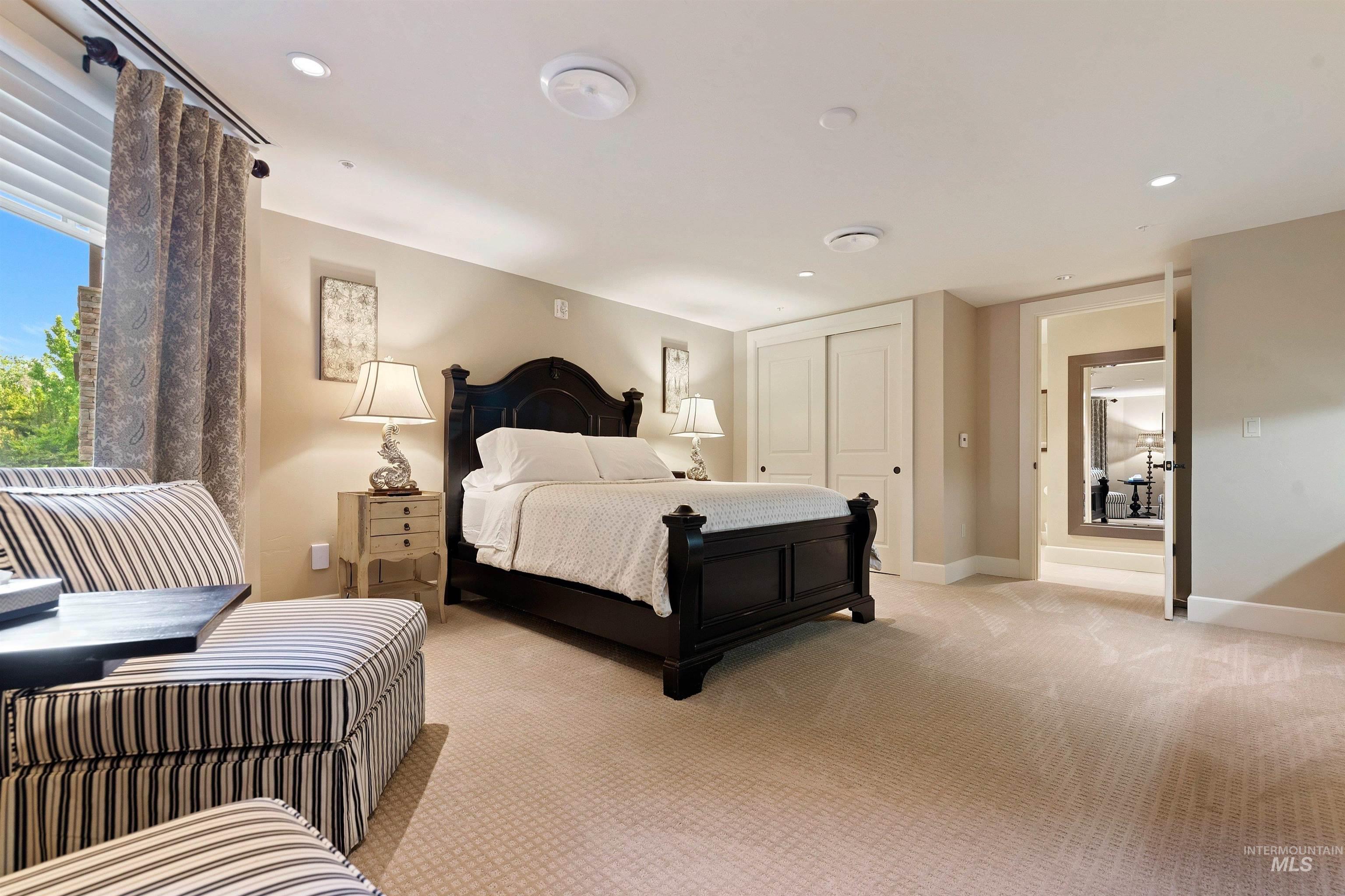 3075 W Crescent Rim Drive Unit: 303