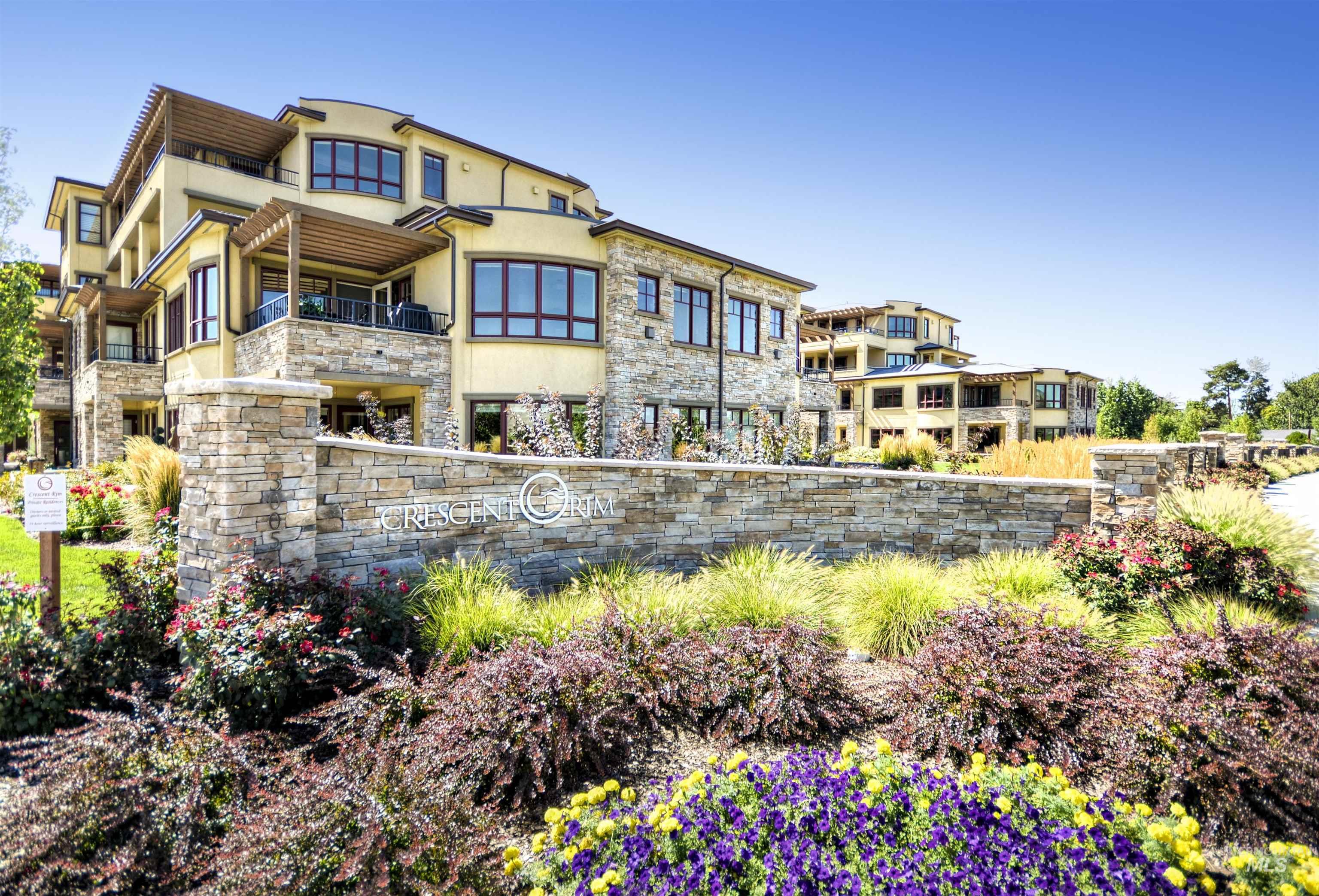3075 W Crescent Rim Drive Unit: 303