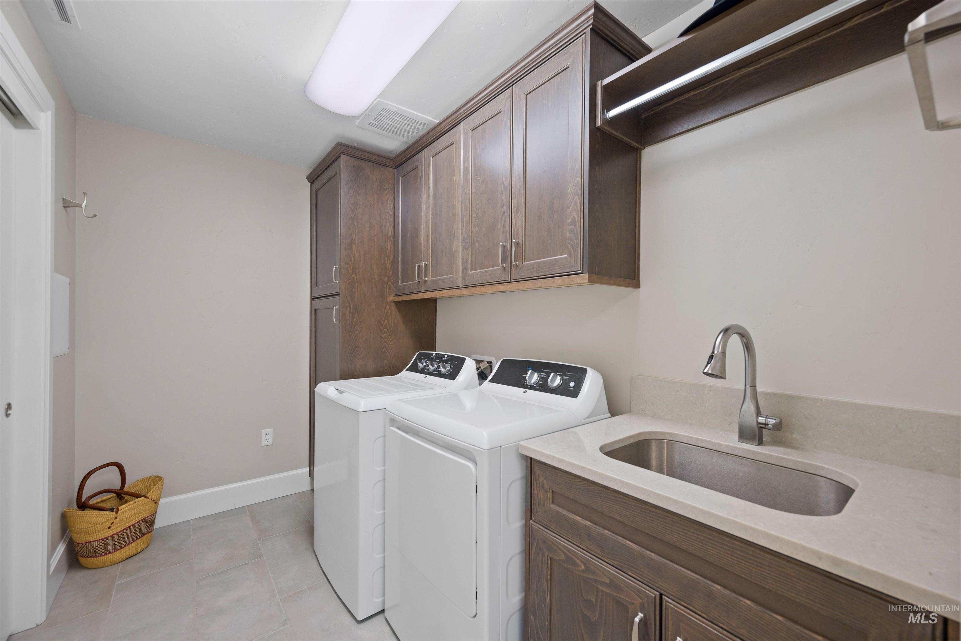 3075 W Crescent Rim Drive Unit: 303