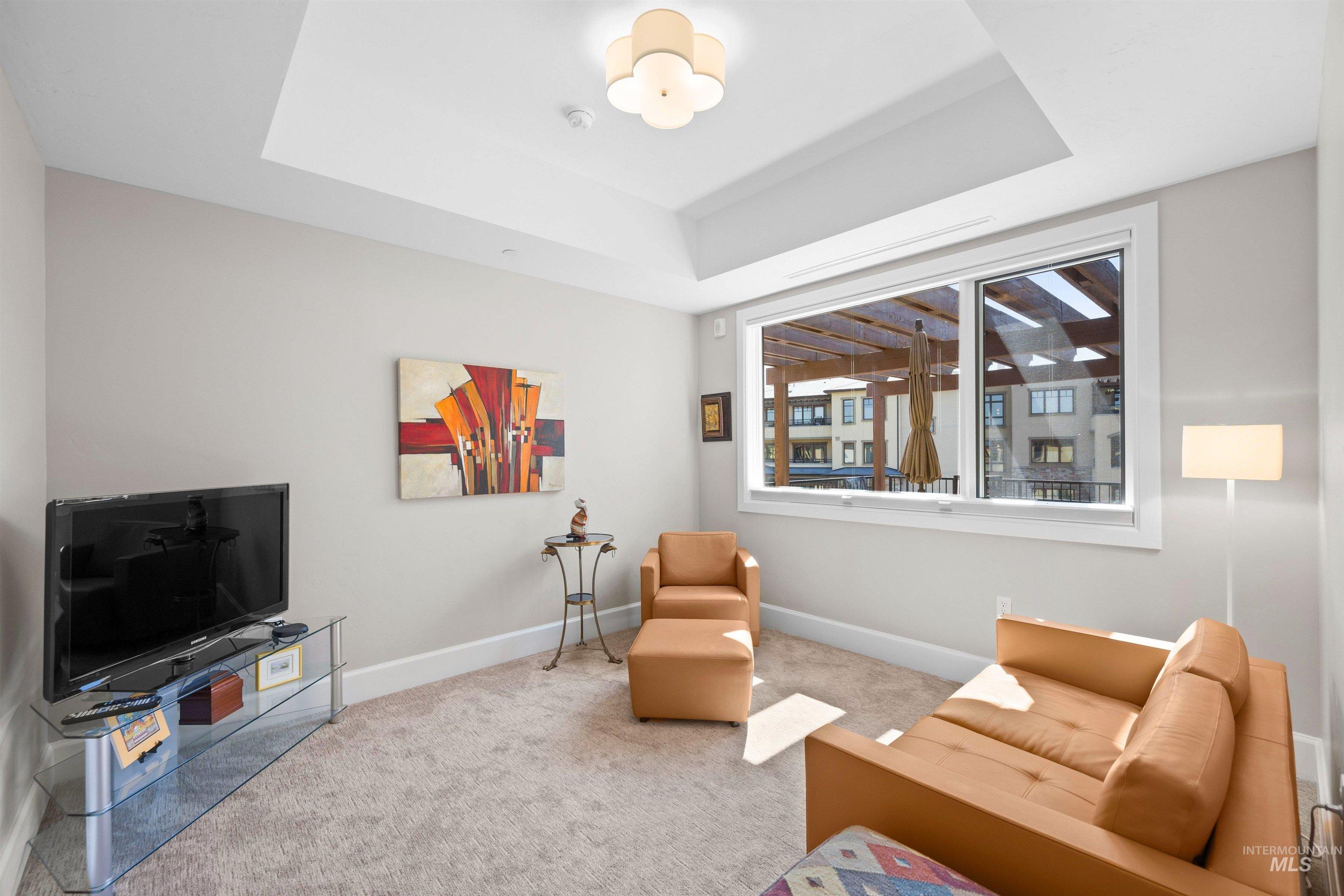 3075 W Crescent Rim Drive Unit: 303