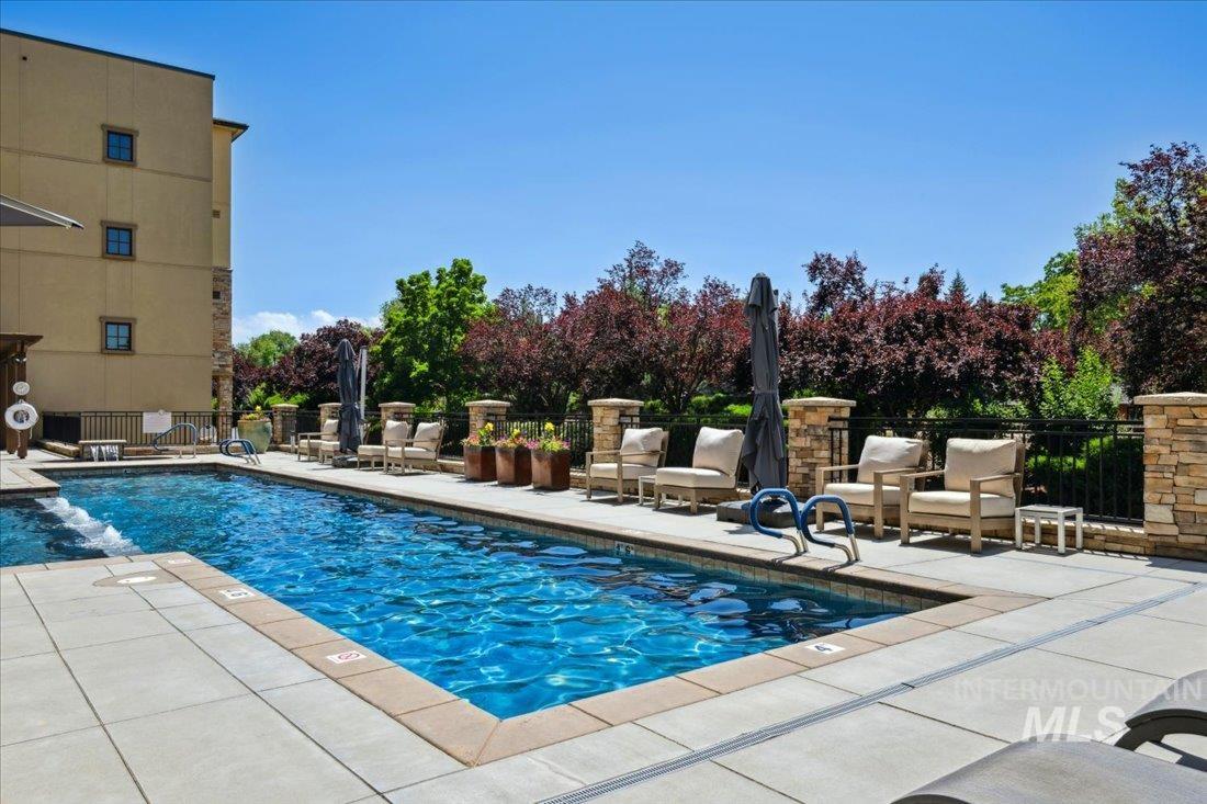 3075 W Crescent Rim Dr Unit: APT 203
