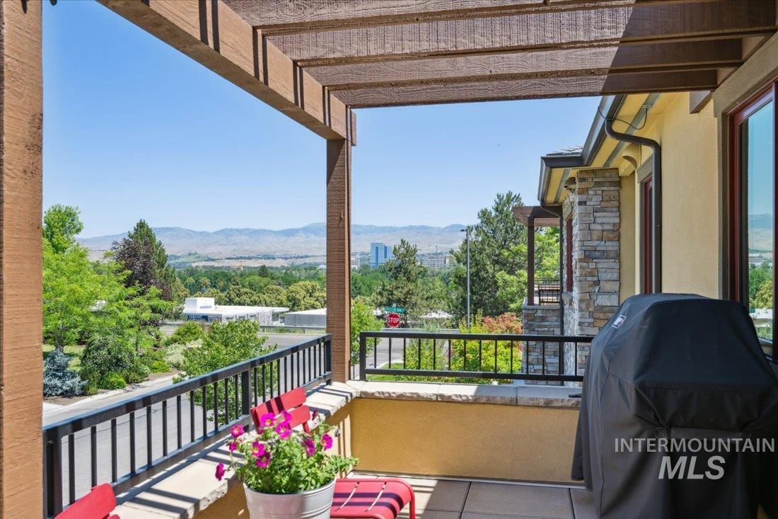 3075 W Crescent Rim Dr Unit: APT 203