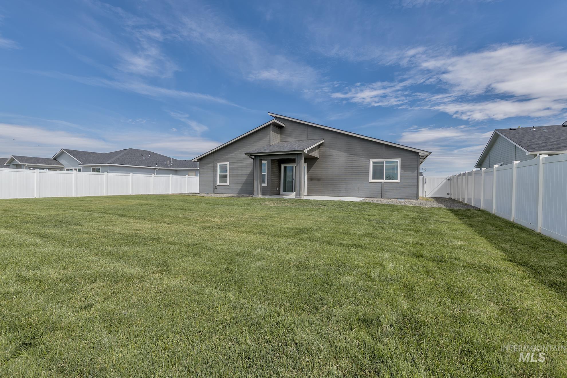 426 Stagecoach Ave