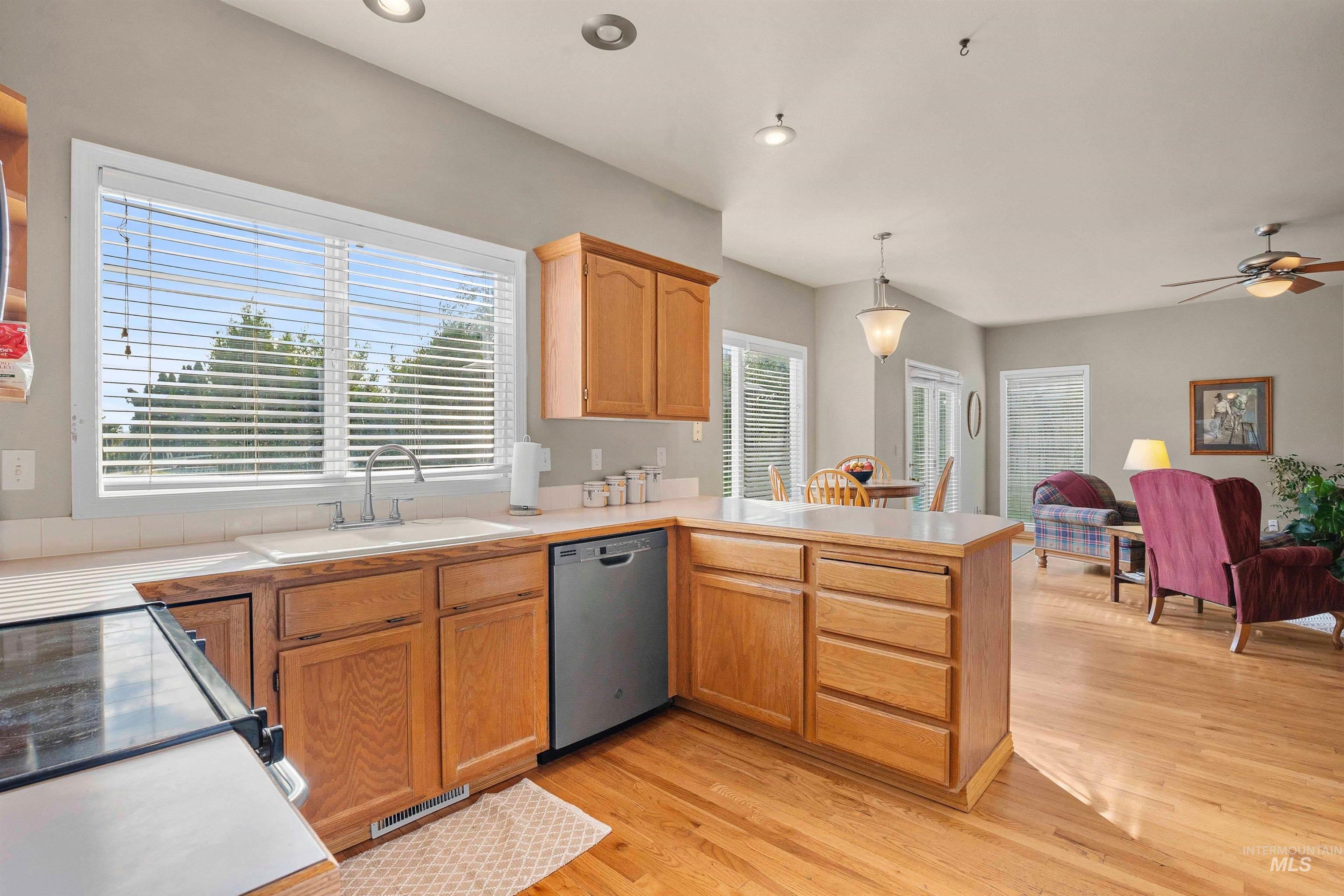 6615 Henry Place