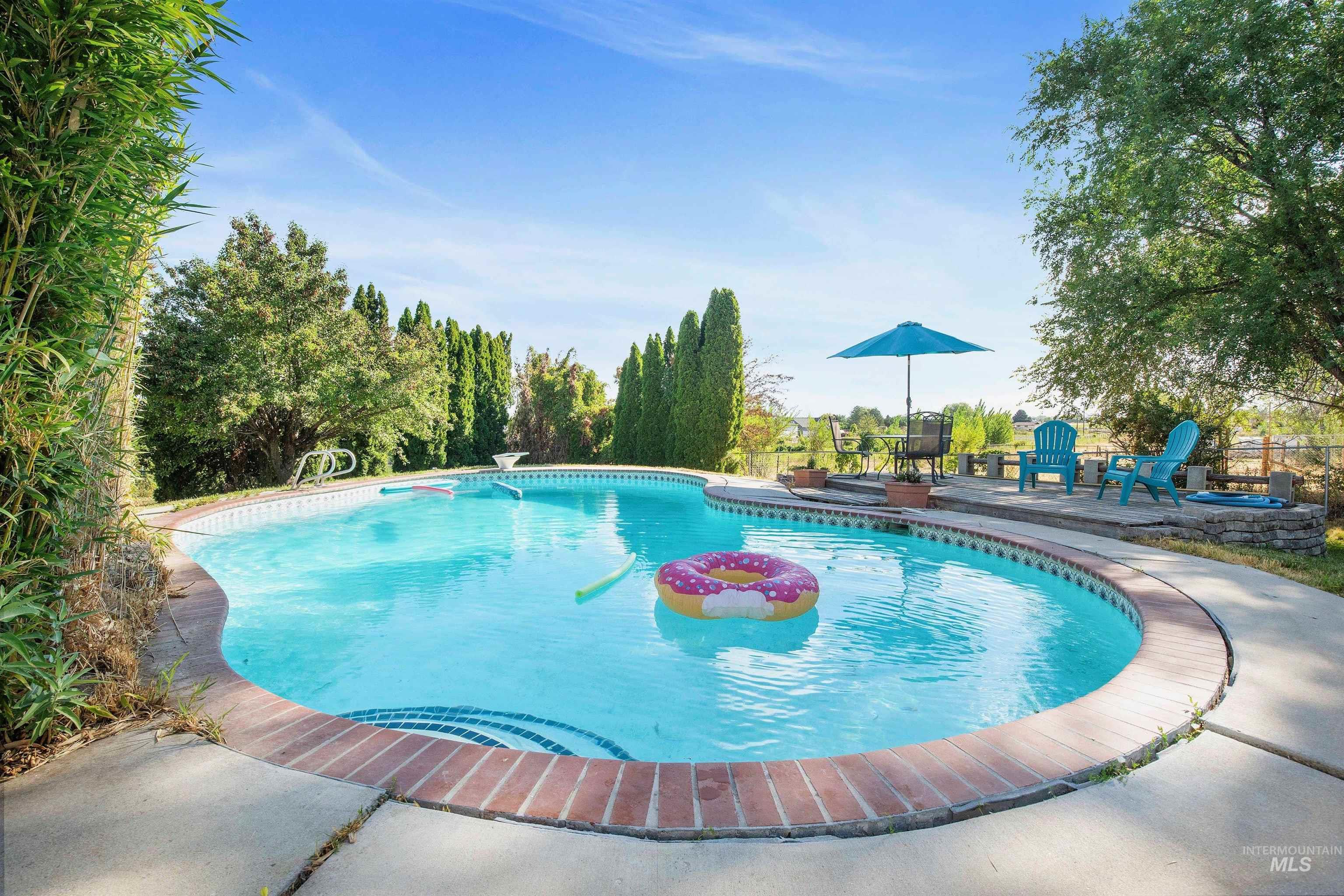 6615 Henry Place