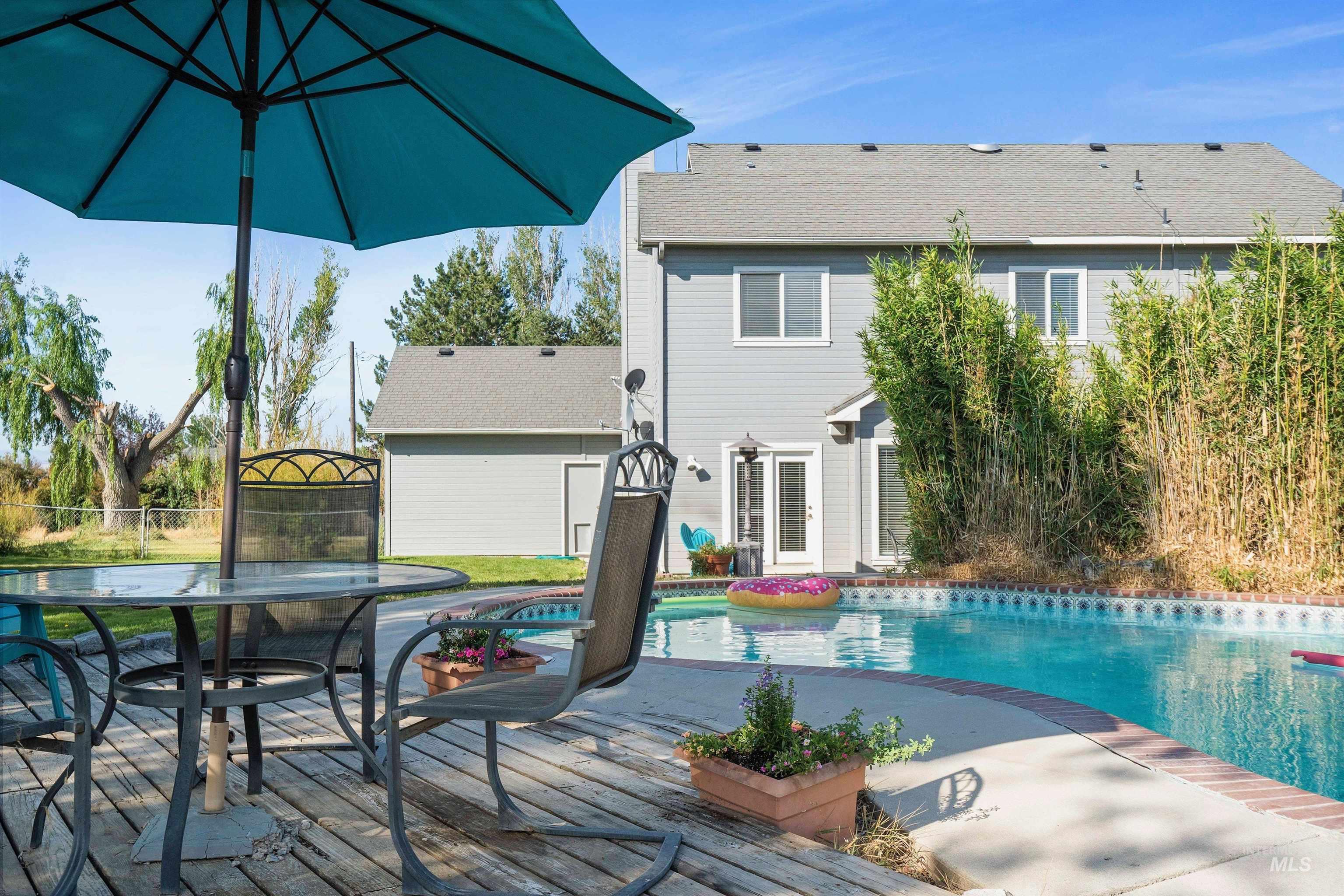 6615 Henry Place