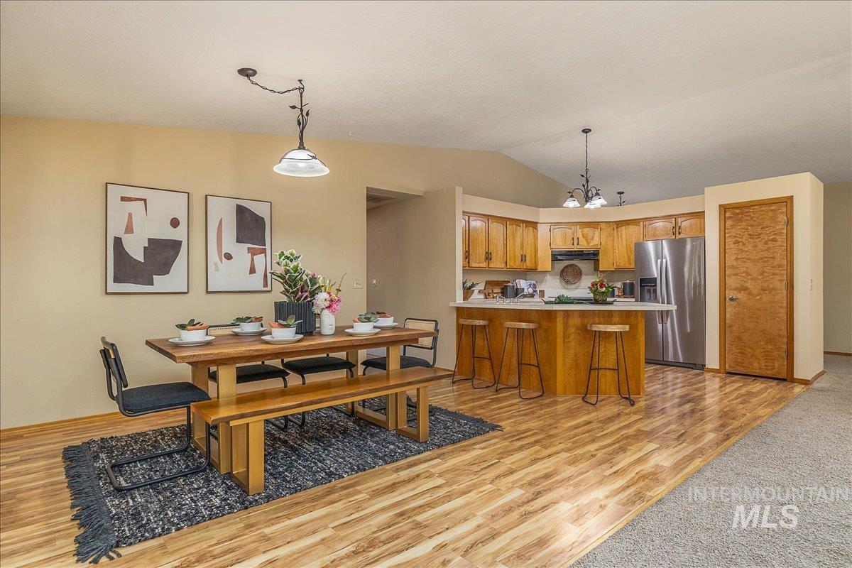 1212 W El Pelar Drive