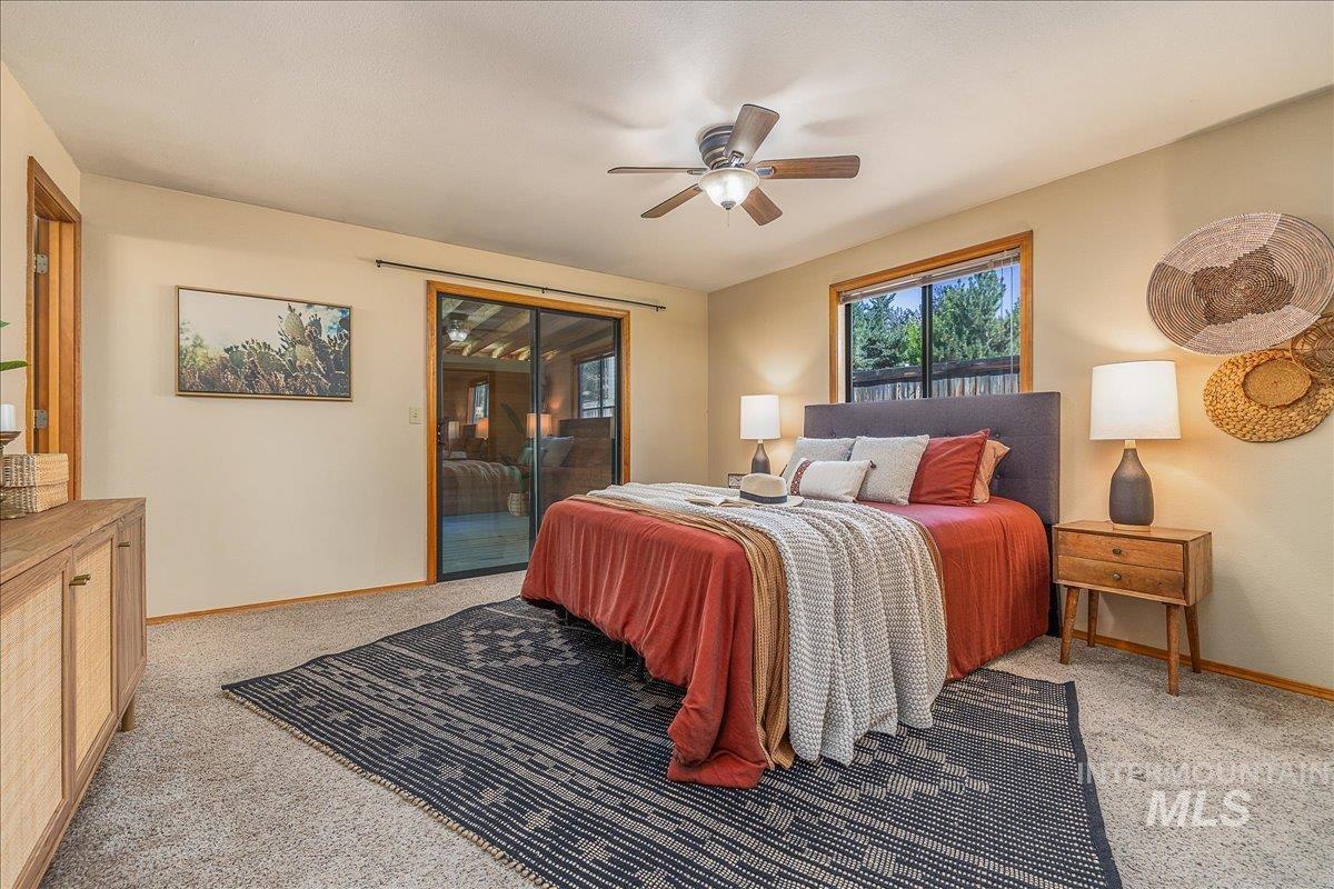 1212 W El Pelar Drive