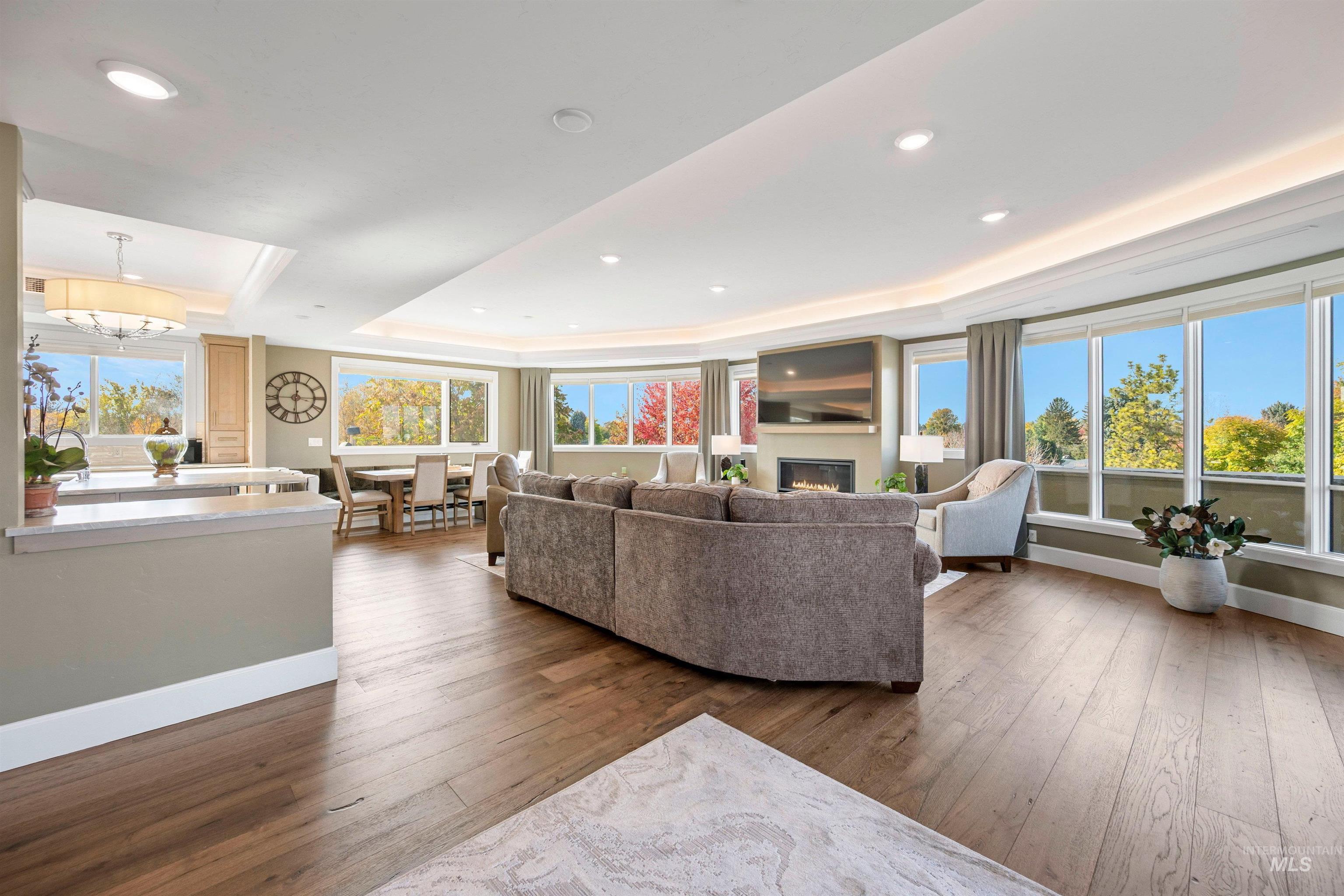 3075 W Crescent Rim Drive Unit: 301