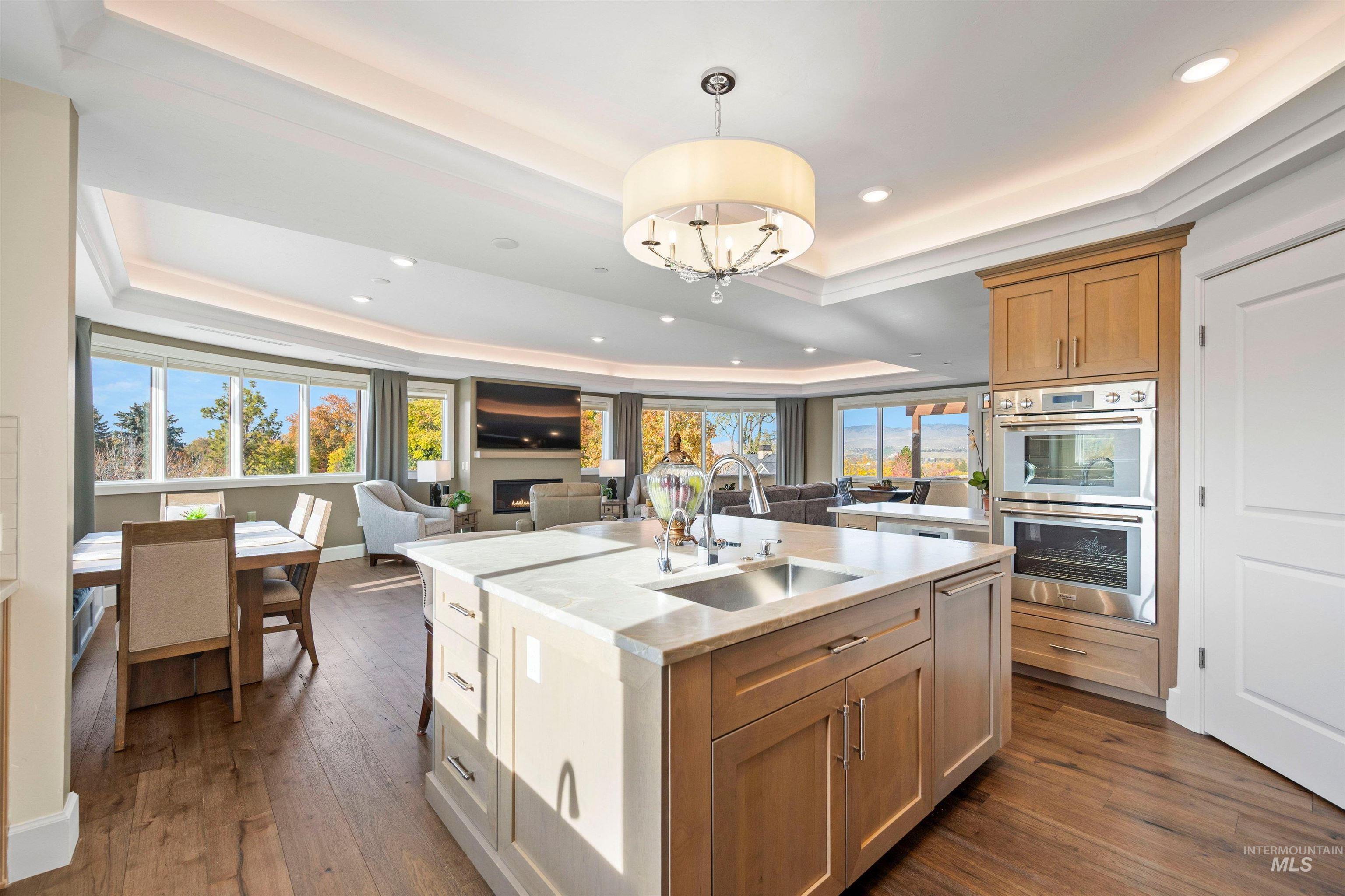 3075 W Crescent Rim Drive Unit: 301